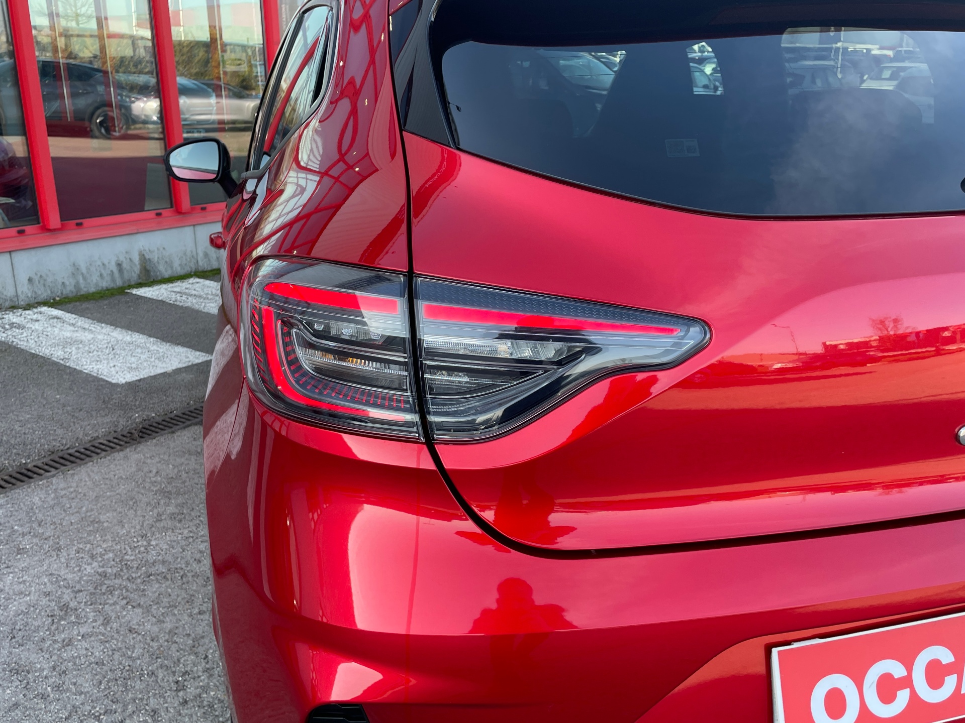 Photo 8 du véhicule RENAULT CLIO V