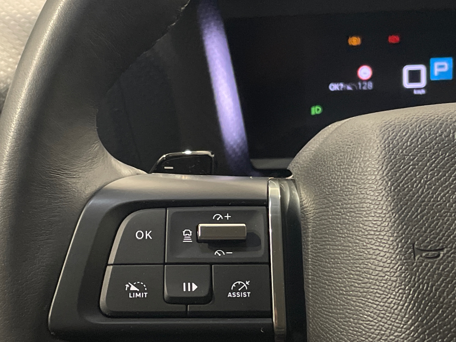 Photo 29 du véhicule CITROEN C4