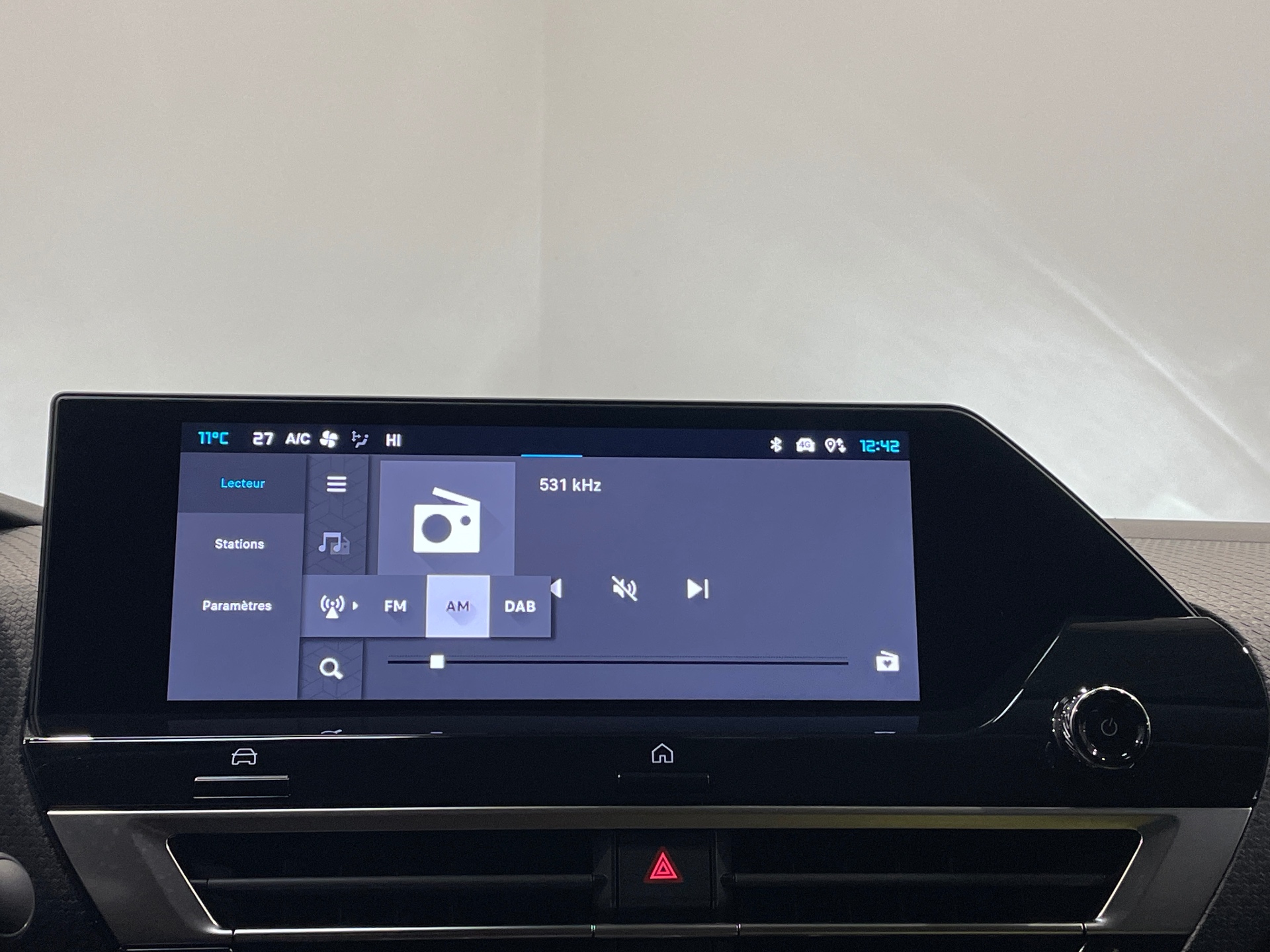 Photo 16 du véhicule CITROEN C4