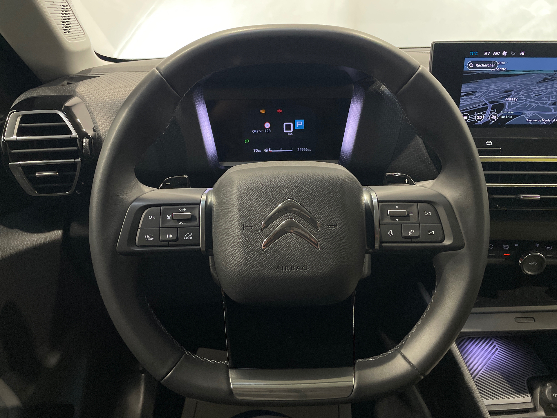 Photo 11 du véhicule CITROEN C4