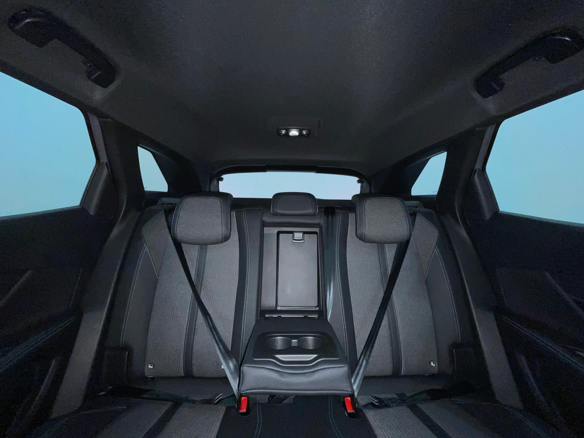 Photo 47 du véhicule PEUGEOT 3008