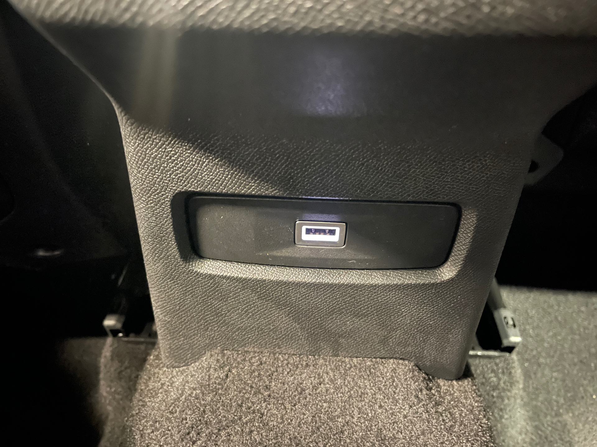 Photo 40 du véhicule CITROEN C4