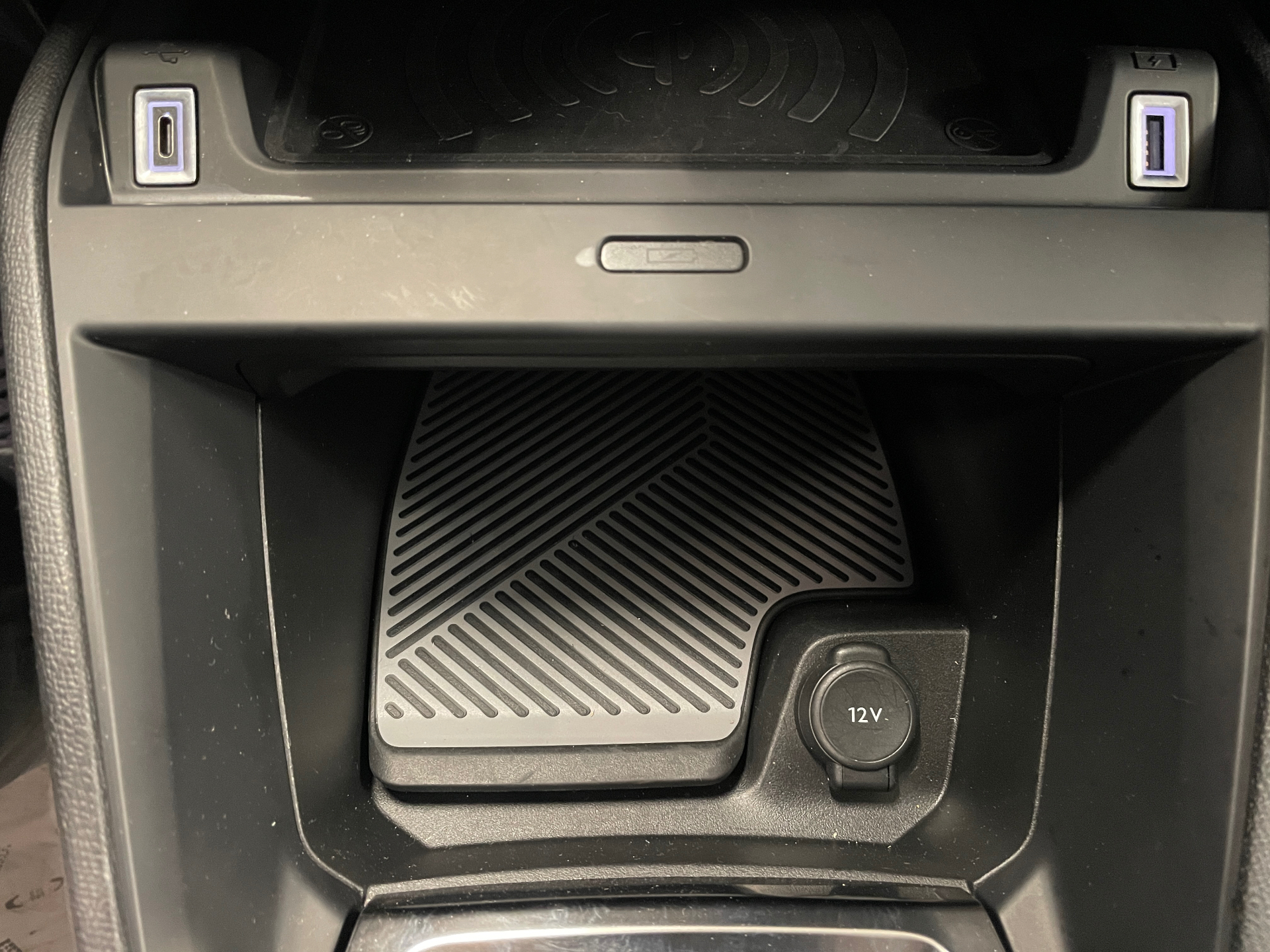 Photo 46 du véhicule CITROEN C4