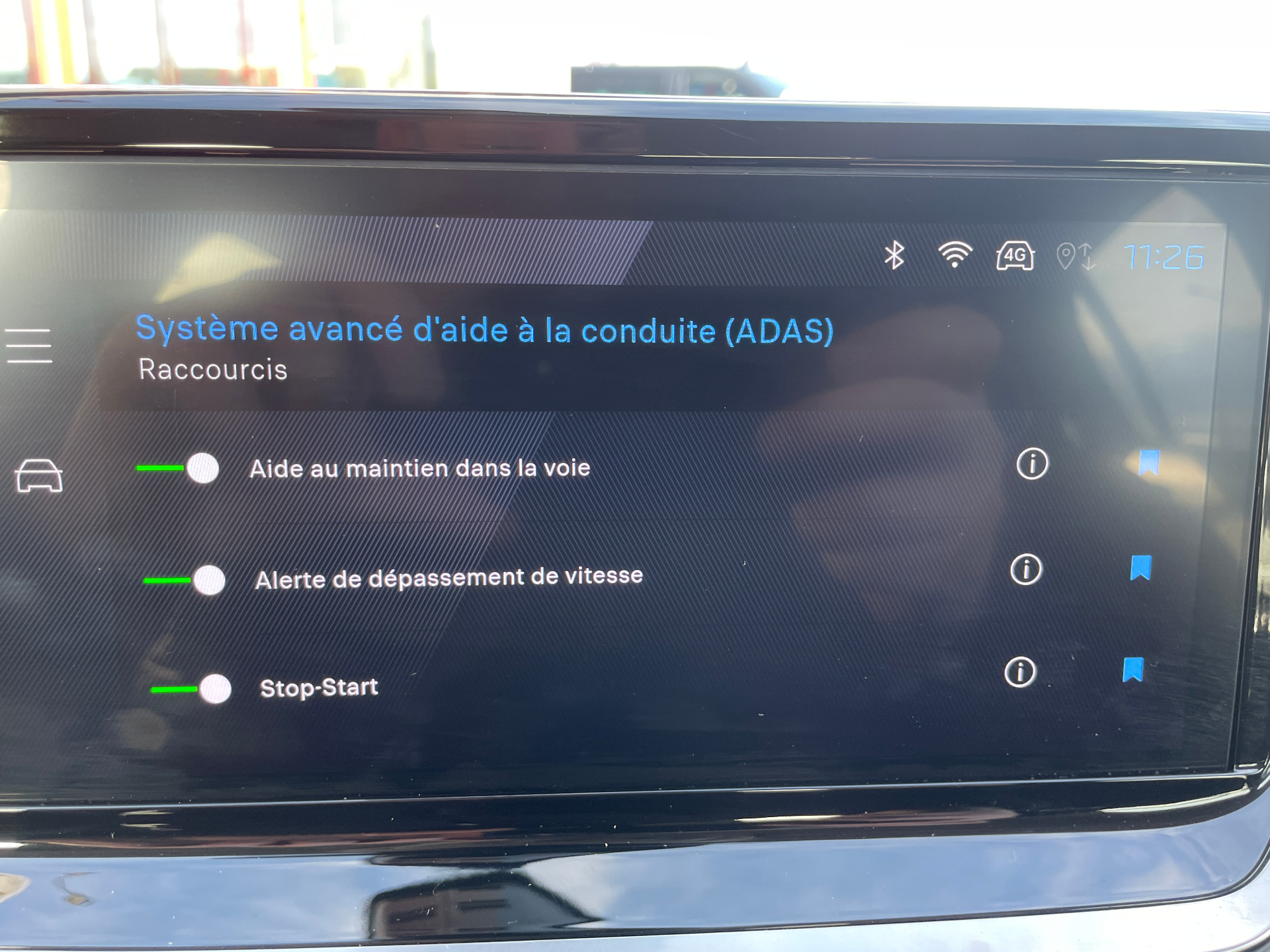 Photo 21 du véhicule PEUGEOT 208