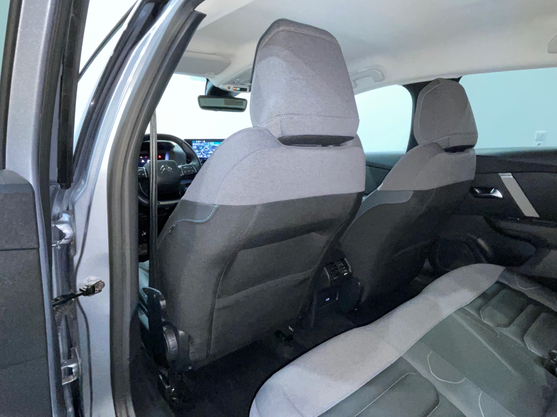 Photo 40 du véhicule CITROEN C4