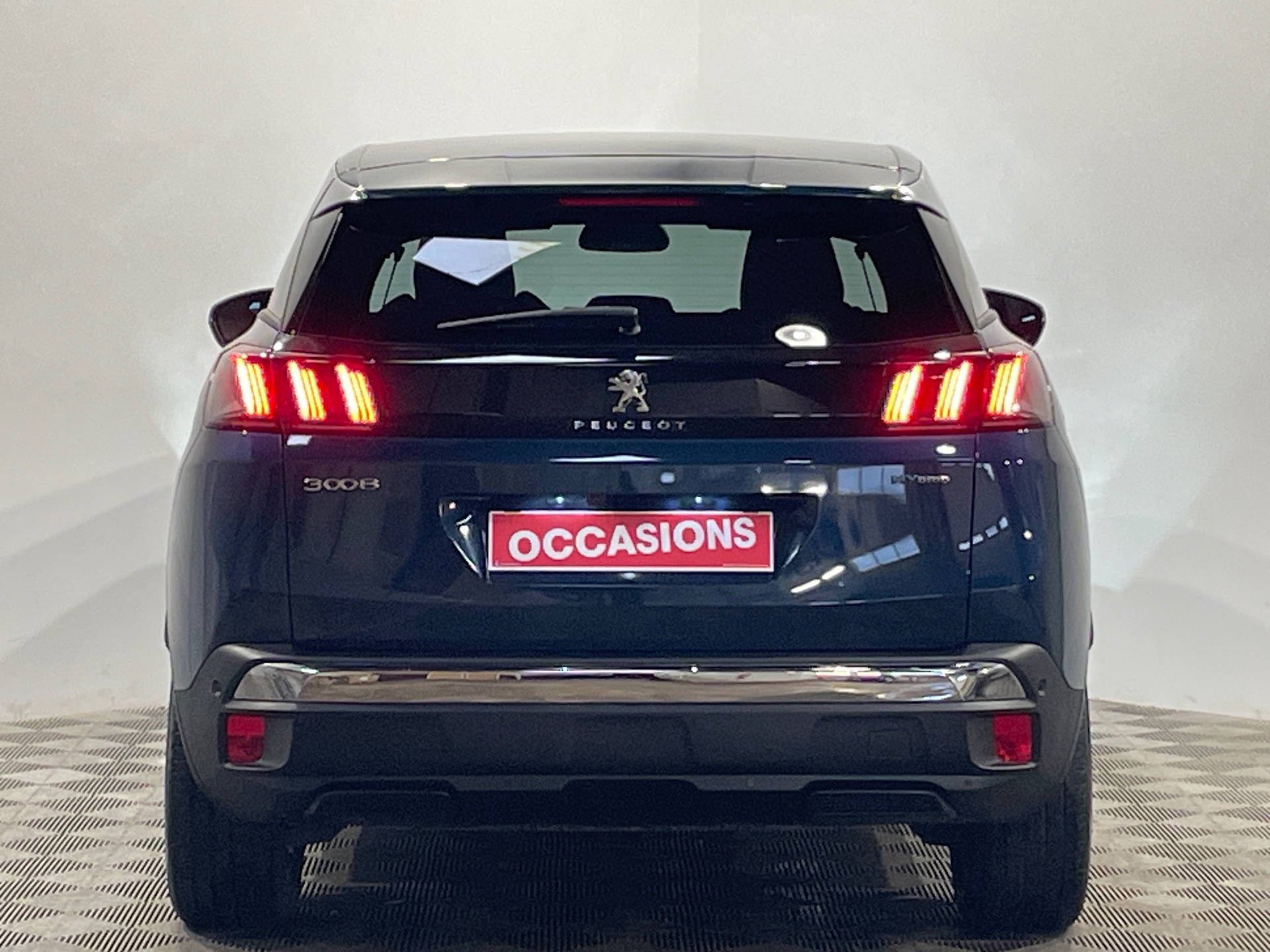 Photo 6 du véhicule PEUGEOT 3008