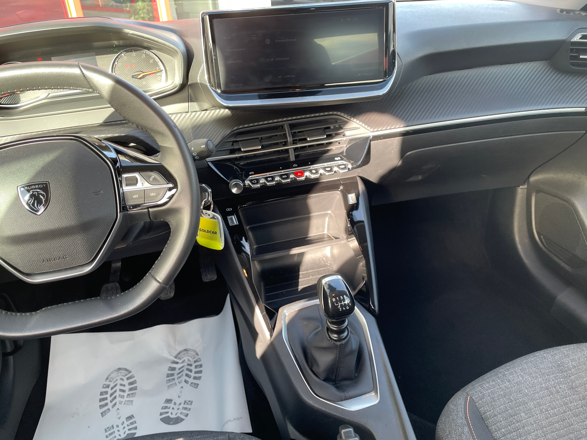 Photo 15 du véhicule PEUGEOT 208