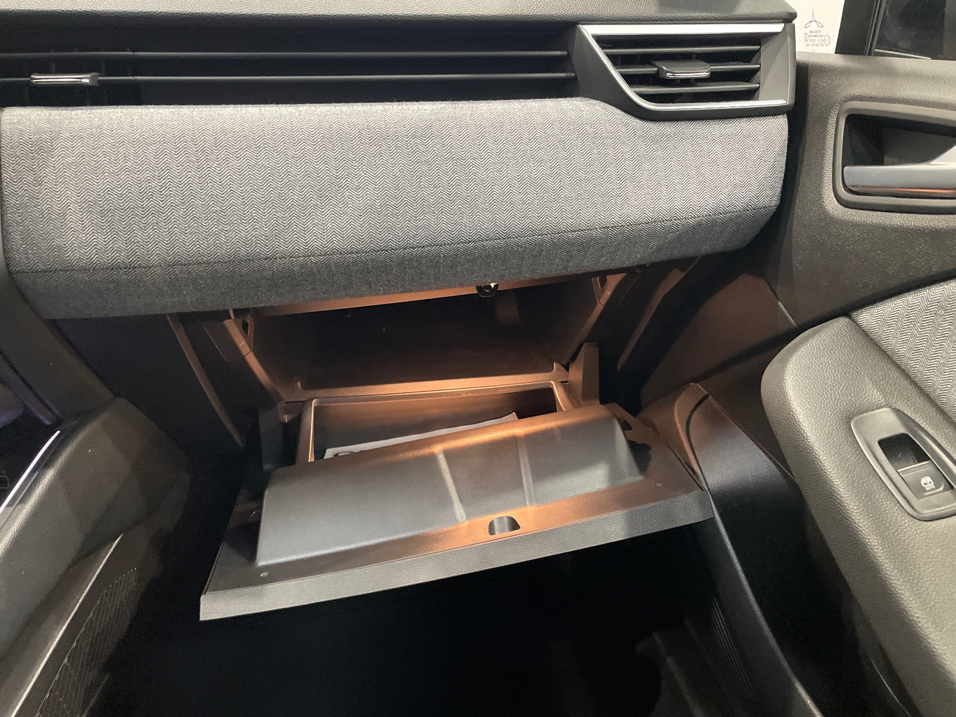 Photo 26 du véhicule RENAULT CLIO V