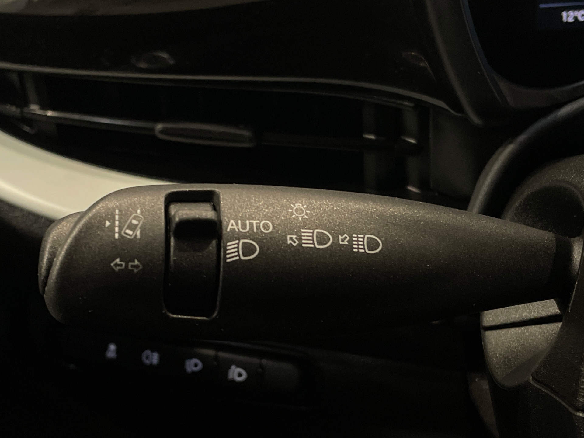 Photo 27 du véhicule FIAT 500e BERLINE