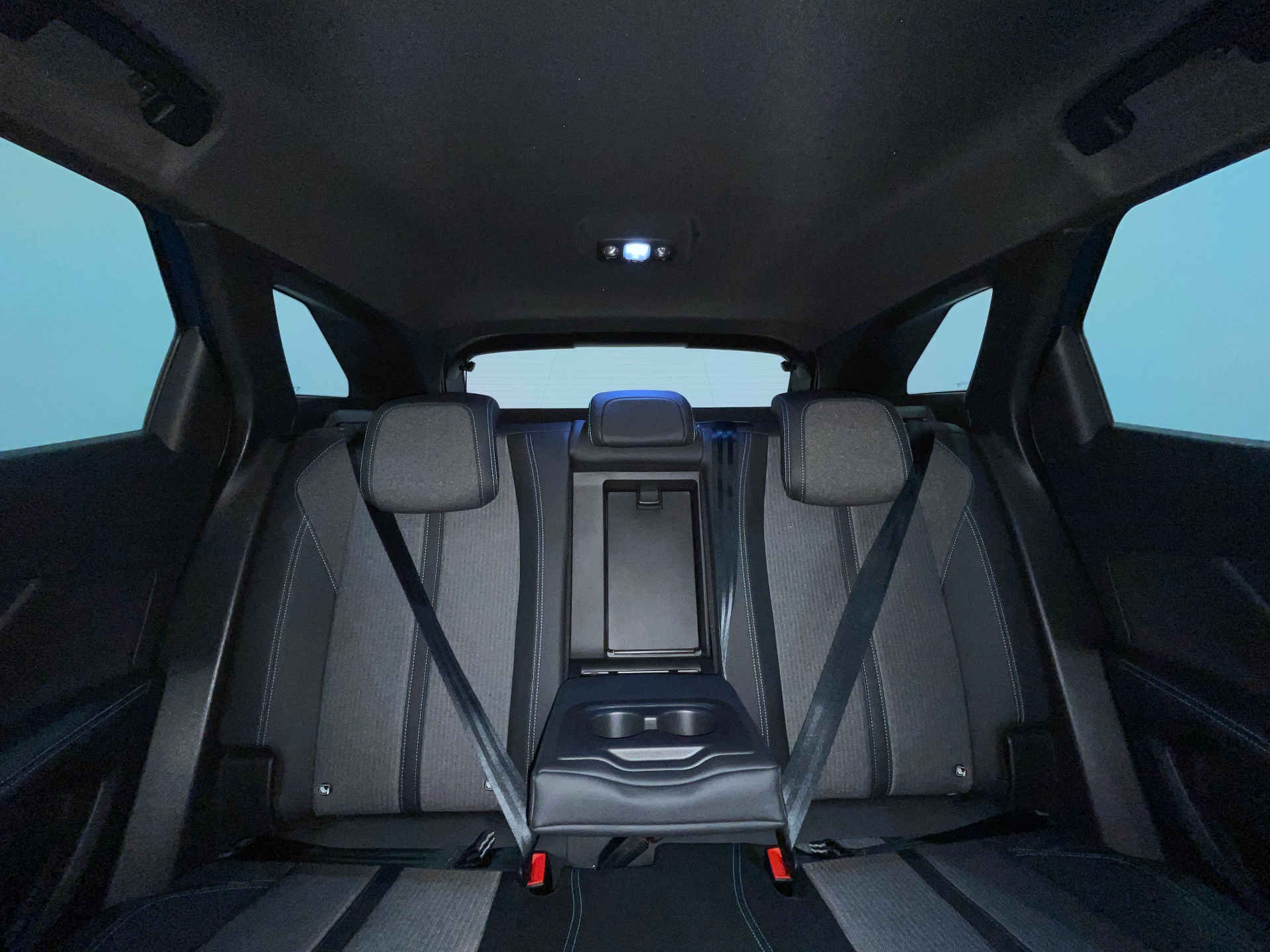 Photo 44 du véhicule PEUGEOT 3008