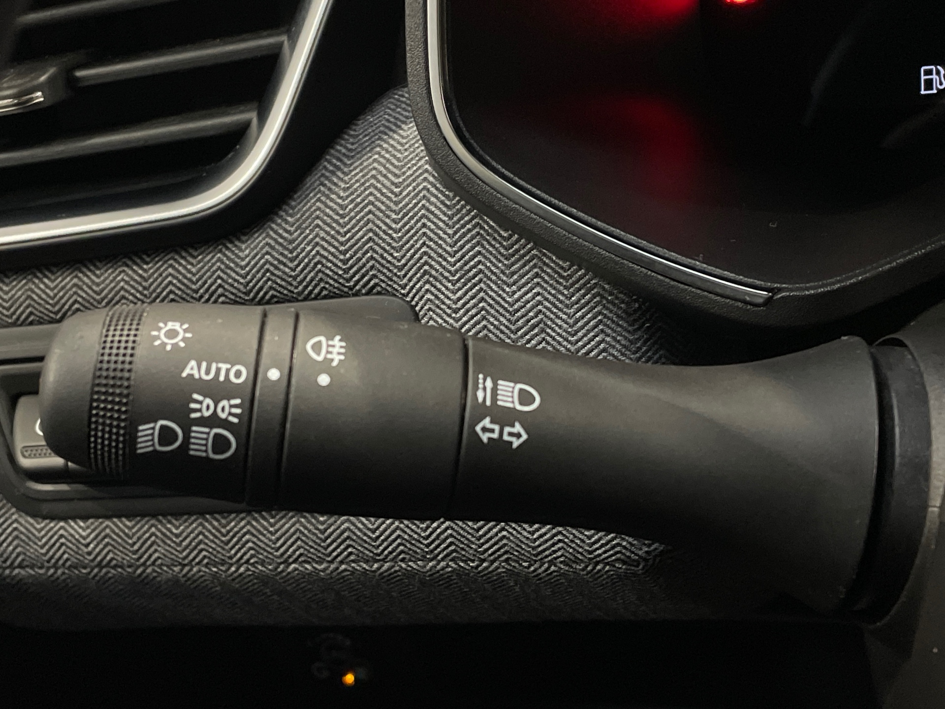 Photo 29 du véhicule RENAULT CLIO V