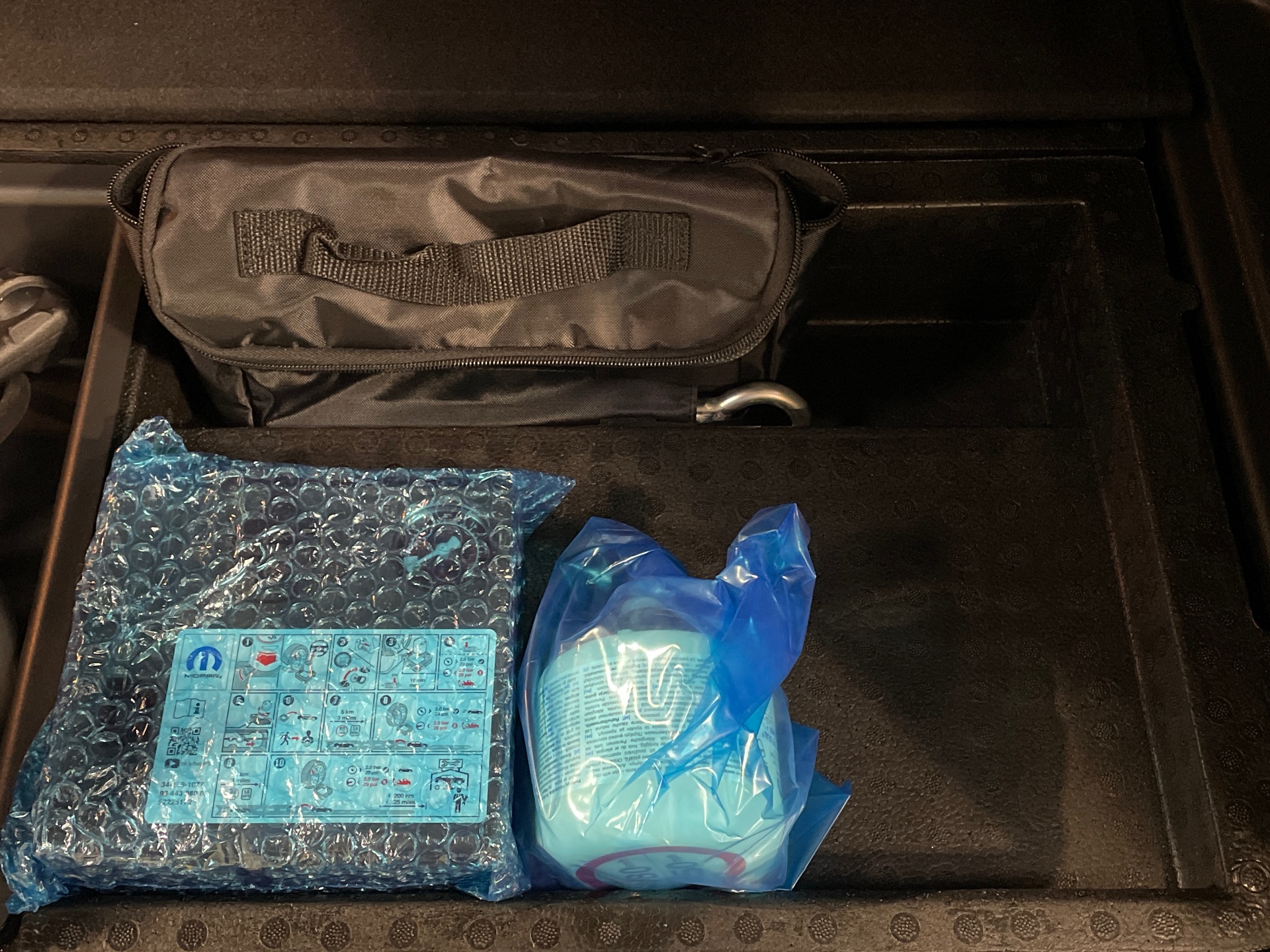 Photo 54 du véhicule PEUGEOT 3008