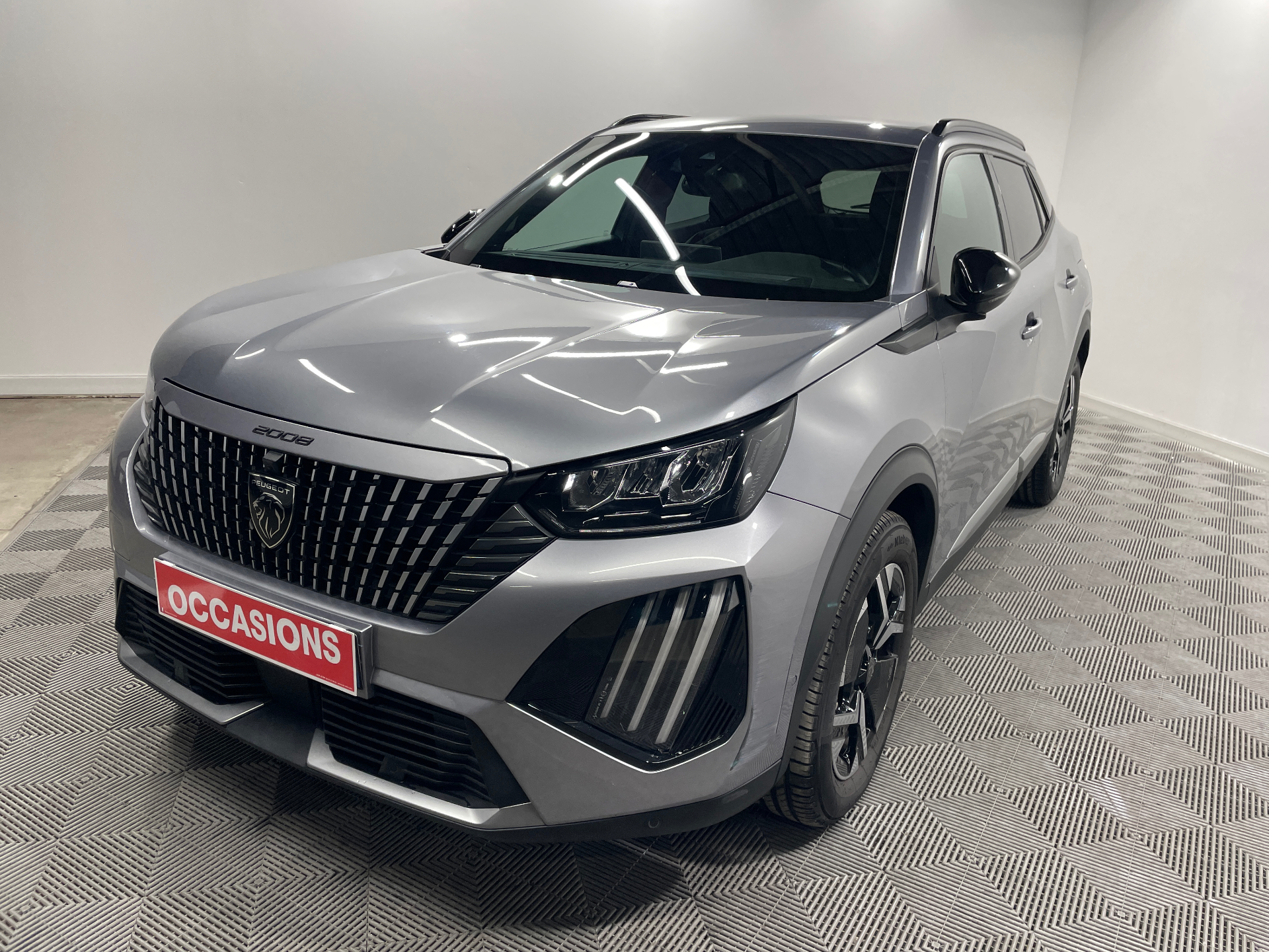 PEUGEOT 2008 Hybrid 136 e-DCS6 Allure d'occasion