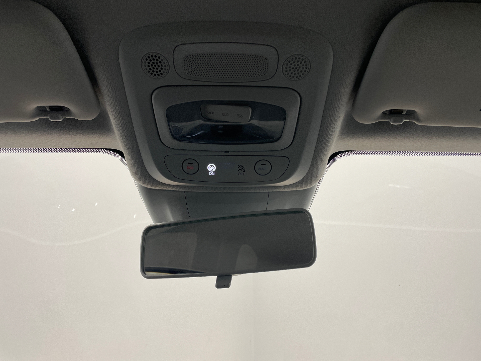 Photo 22 du véhicule FIAT 500e BERLINE