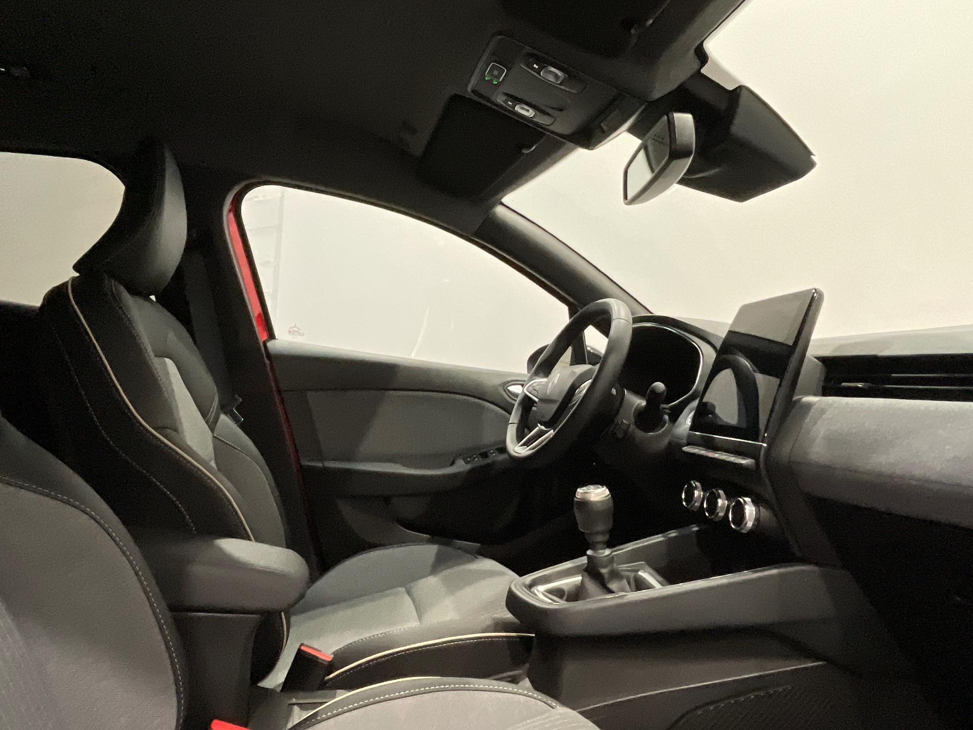 Photo 23 du véhicule RENAULT CLIO V