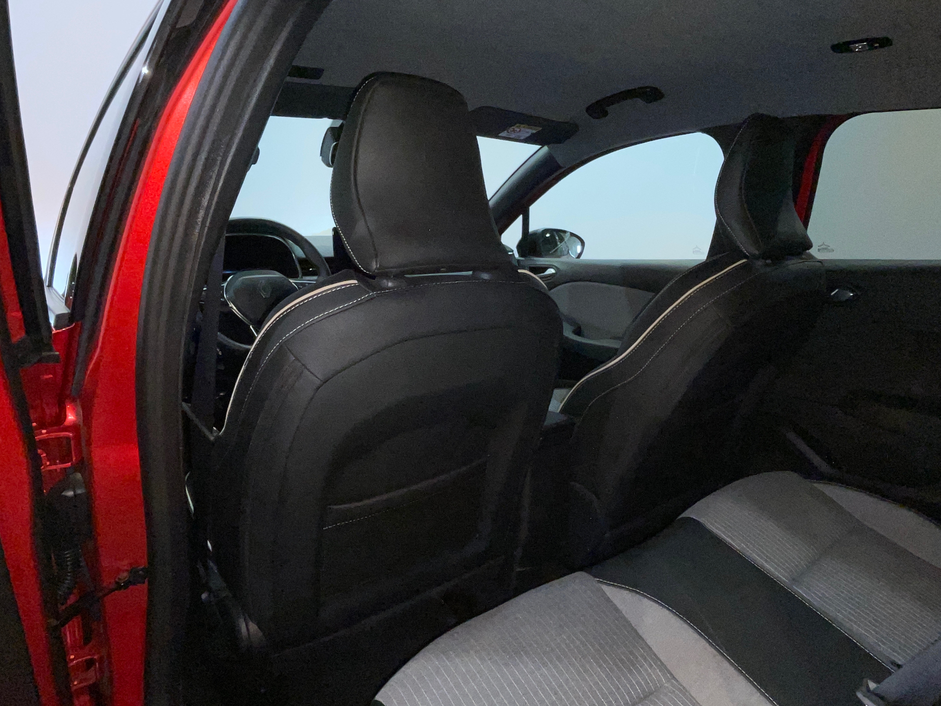 Photo 39 du véhicule RENAULT CLIO V