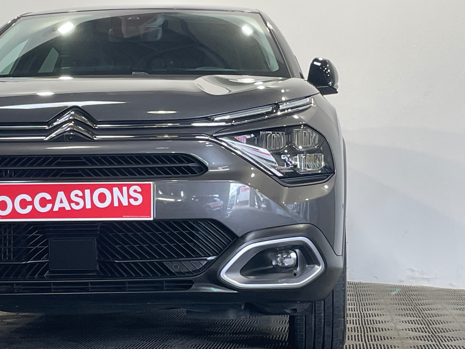 Photo 7 du véhicule CITROEN C4