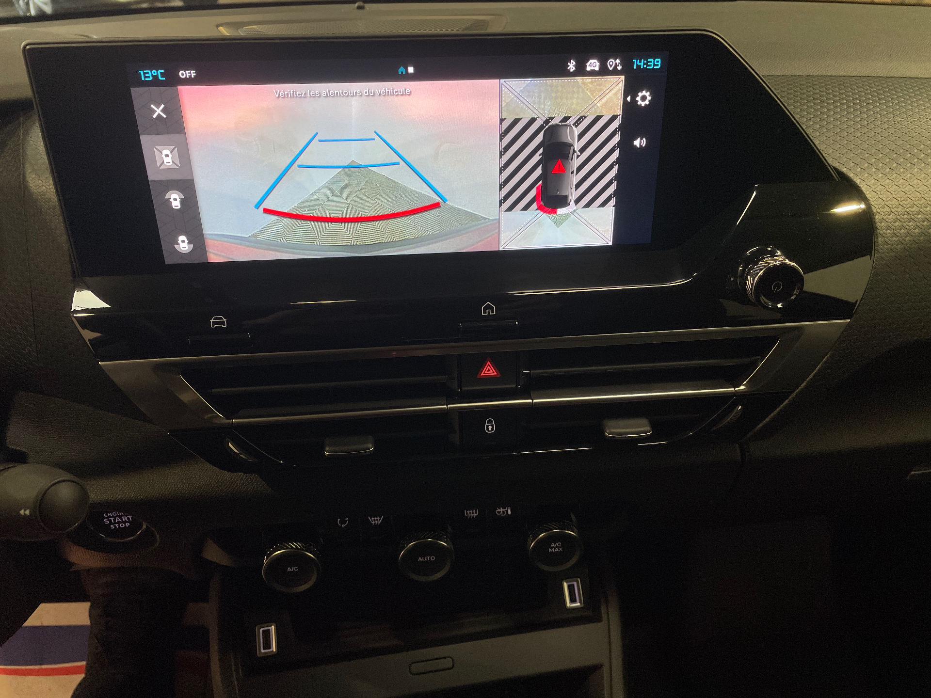 Photo 12 du véhicule CITROEN C4