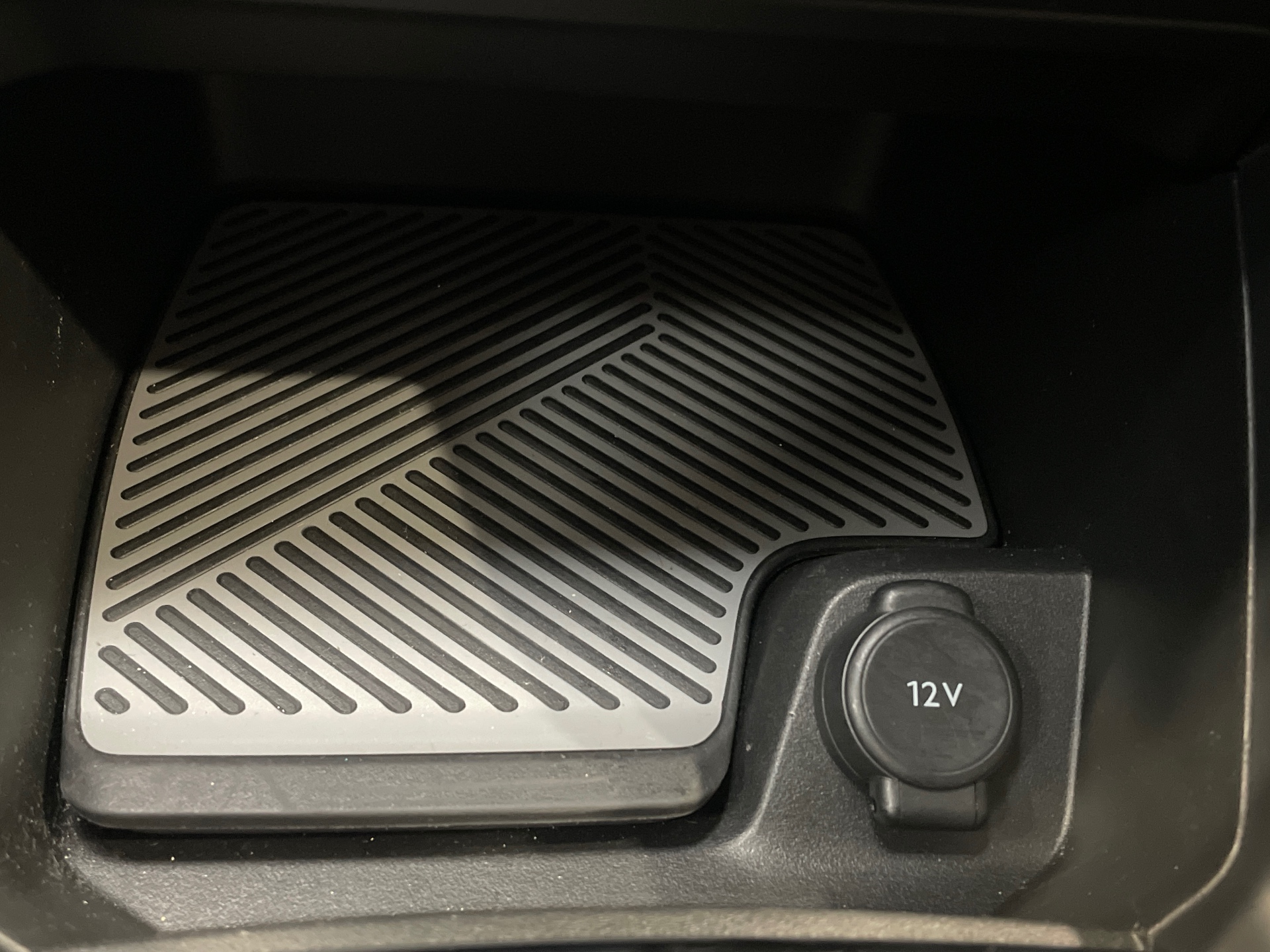 Photo 19 du véhicule CITROEN C4