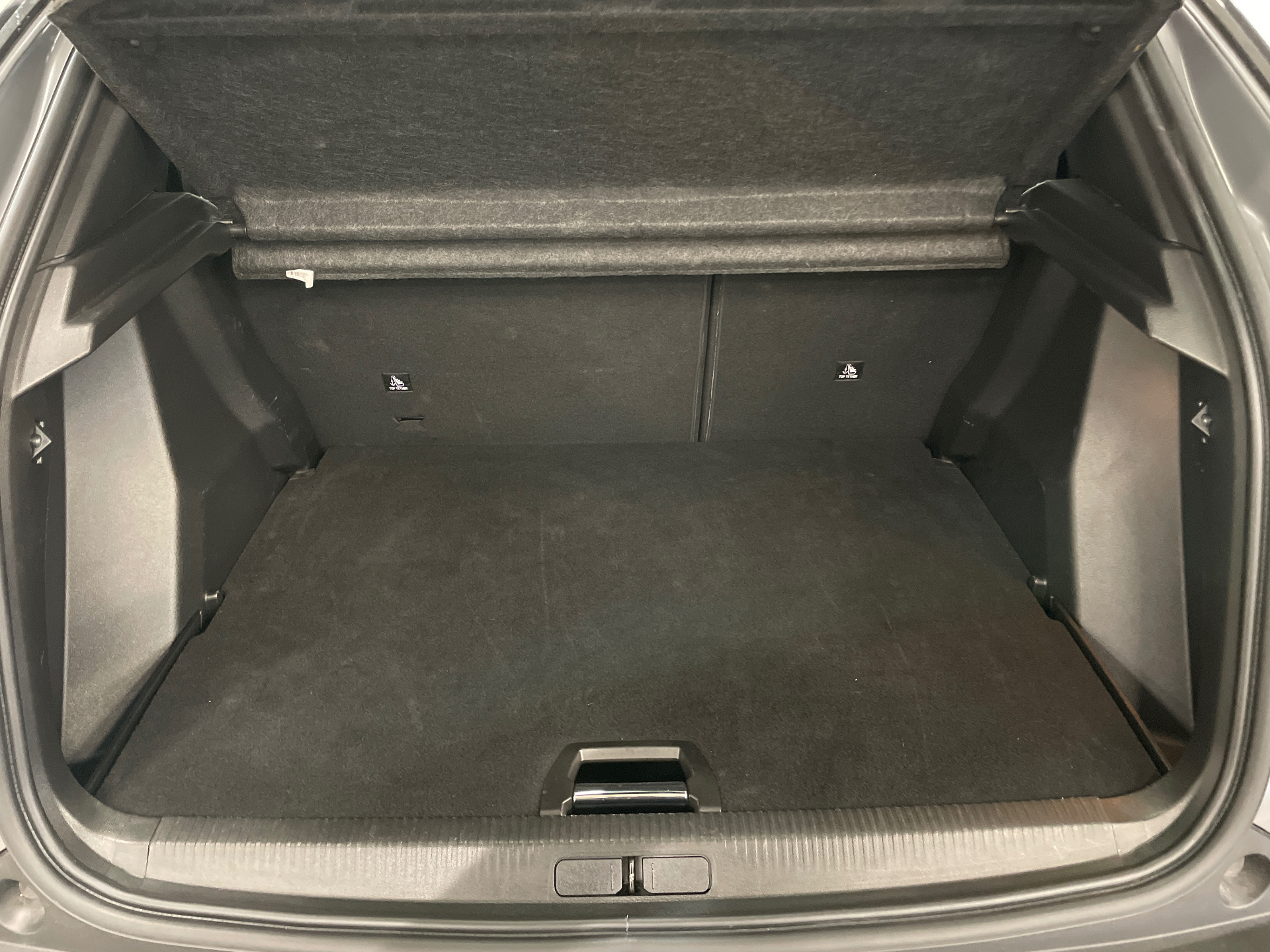 Photo 10 du véhicule PEUGEOT 2008