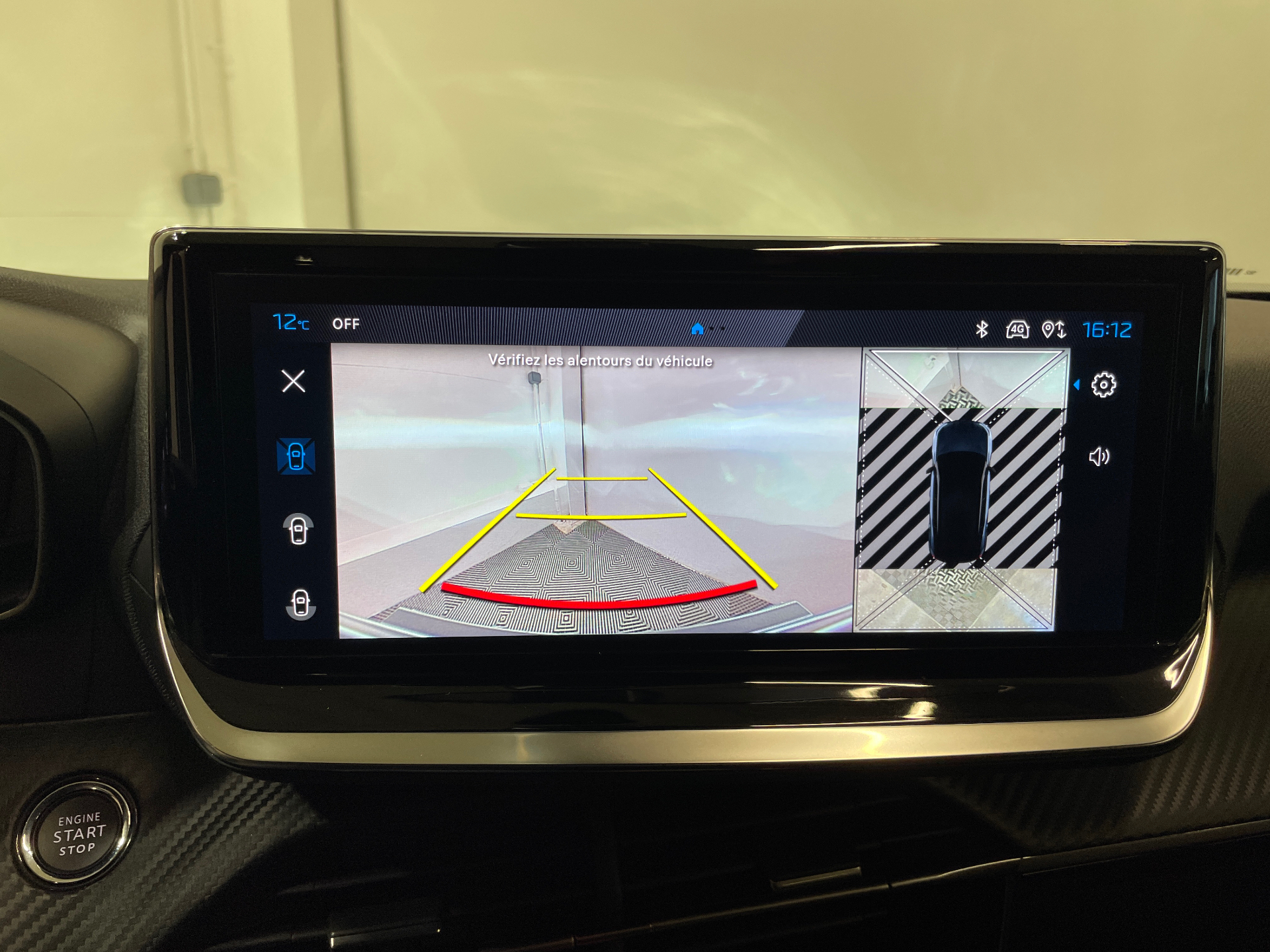 Photo 13 du véhicule PEUGEOT 2008