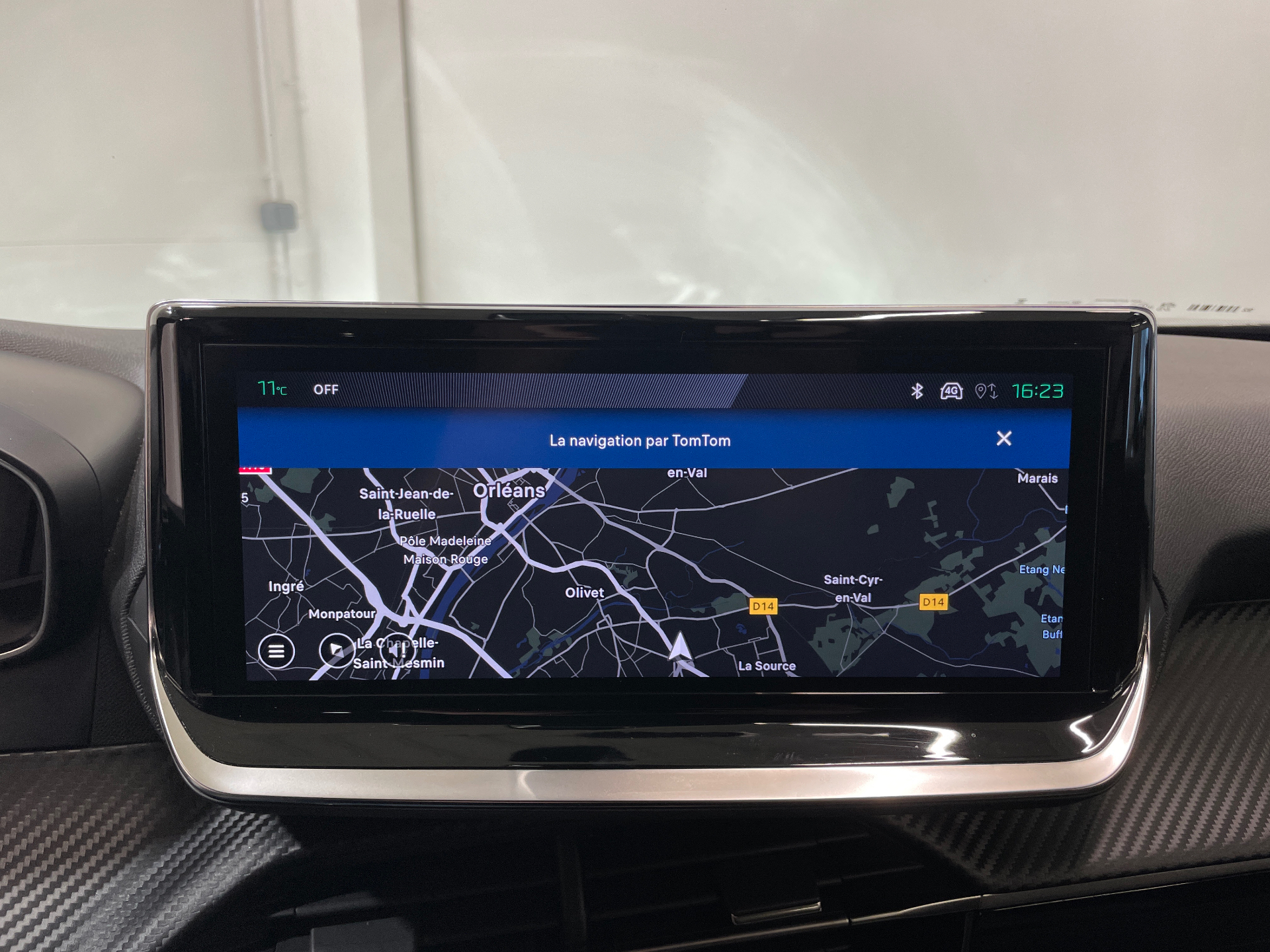 Photo 14 du véhicule PEUGEOT 2008