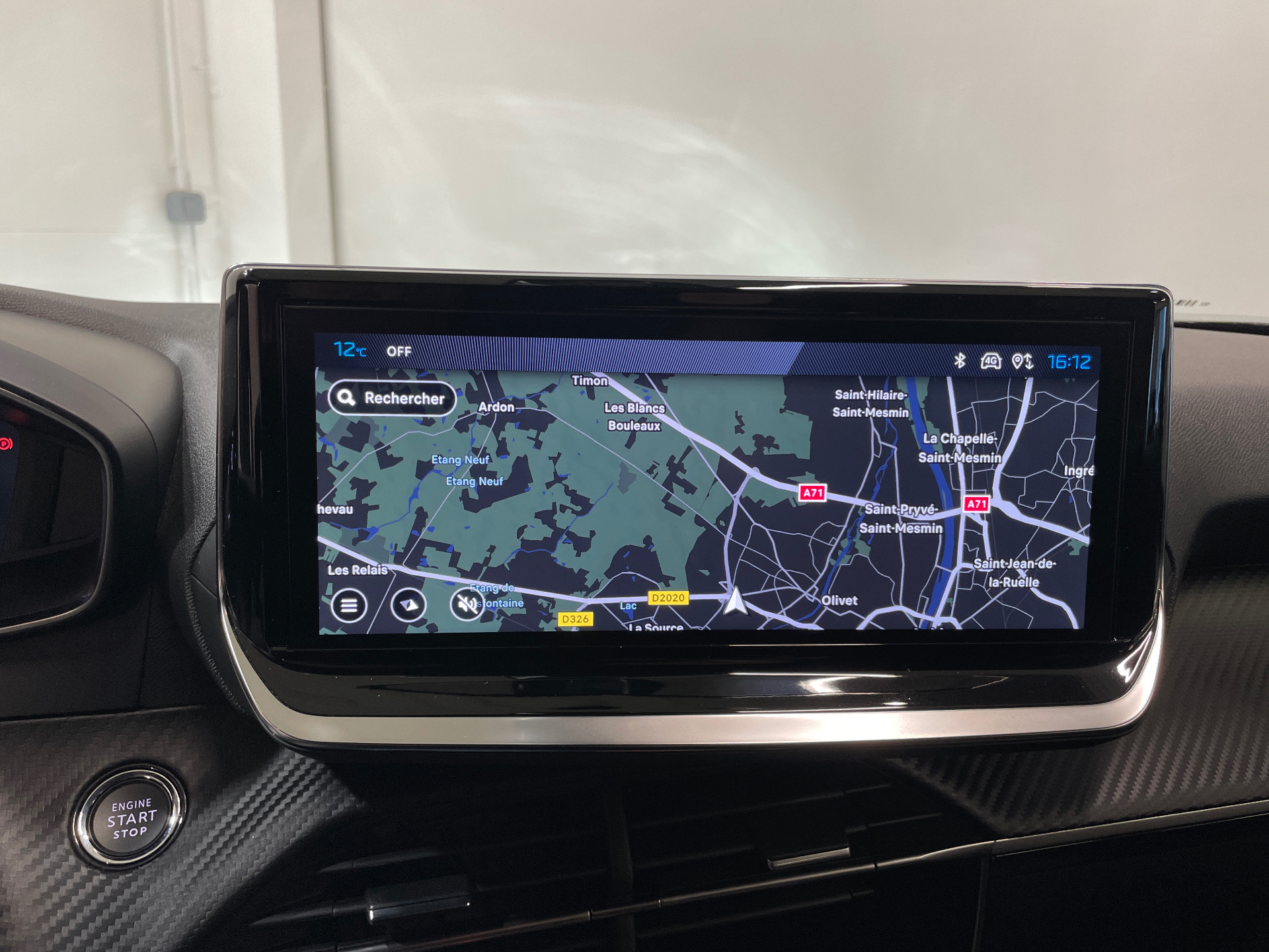 Photo 14 du véhicule PEUGEOT 2008