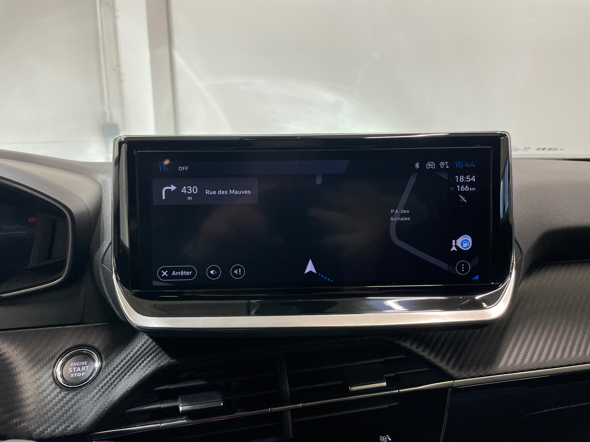 Photo 14 du véhicule PEUGEOT 2008