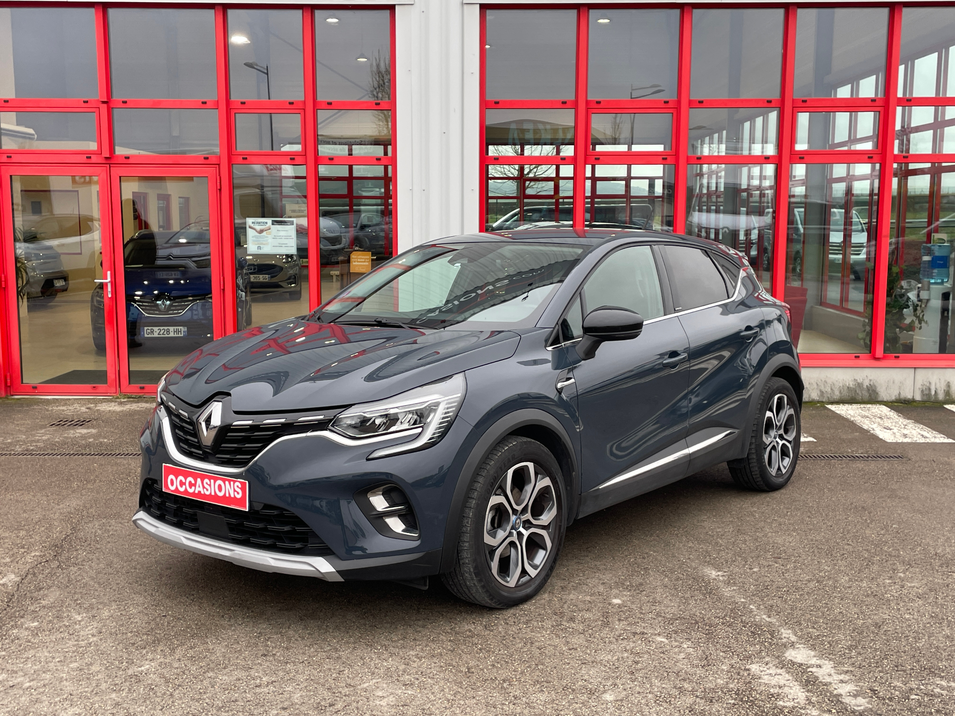 RENAULT CAPTUR E-Tech Plug-in 160 - 21 Intens - 5P d'occasion