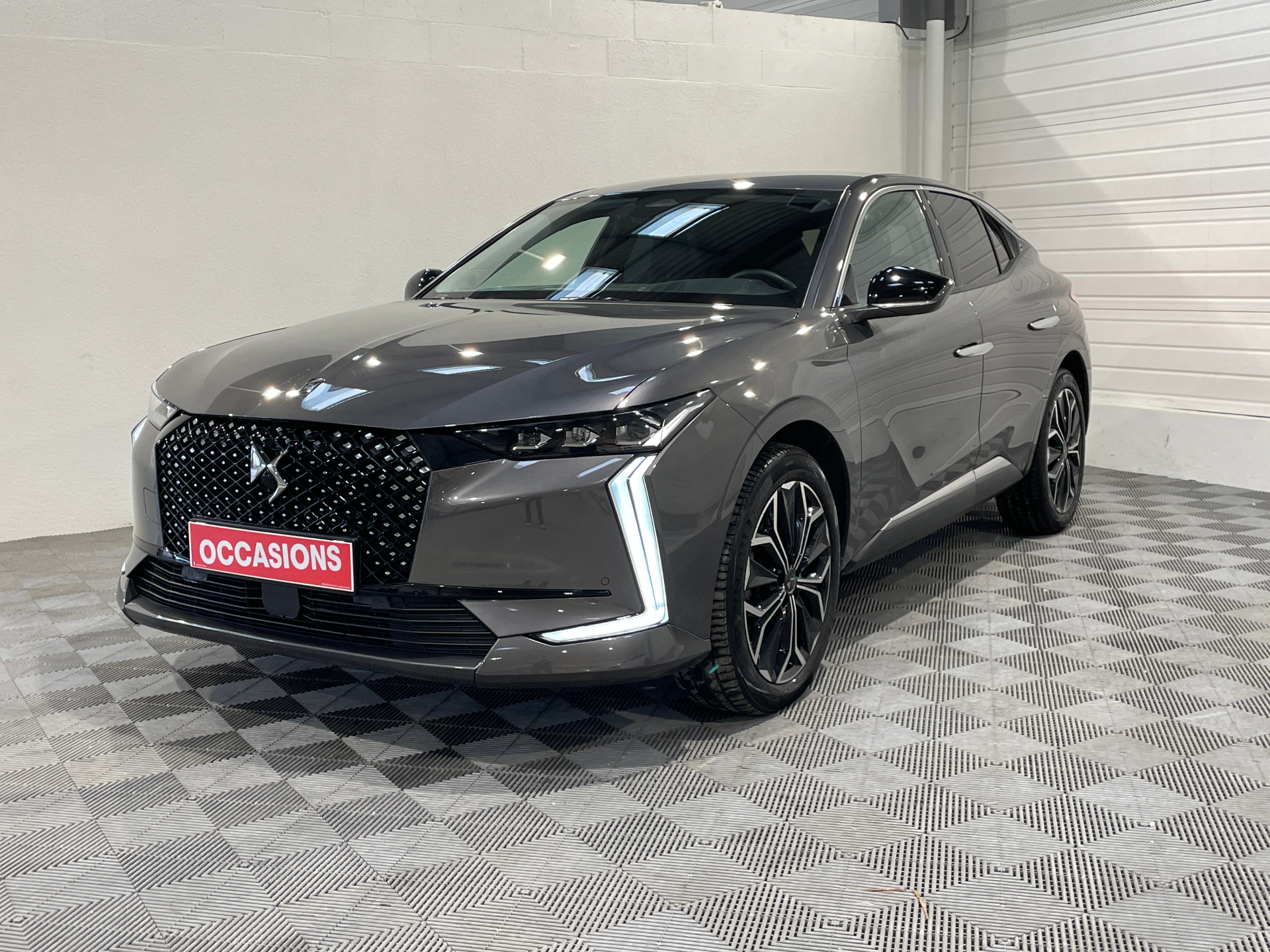 DS DS 4 PureTech 130 EAT8 Etoile - Alcantara - 5P d'occasion