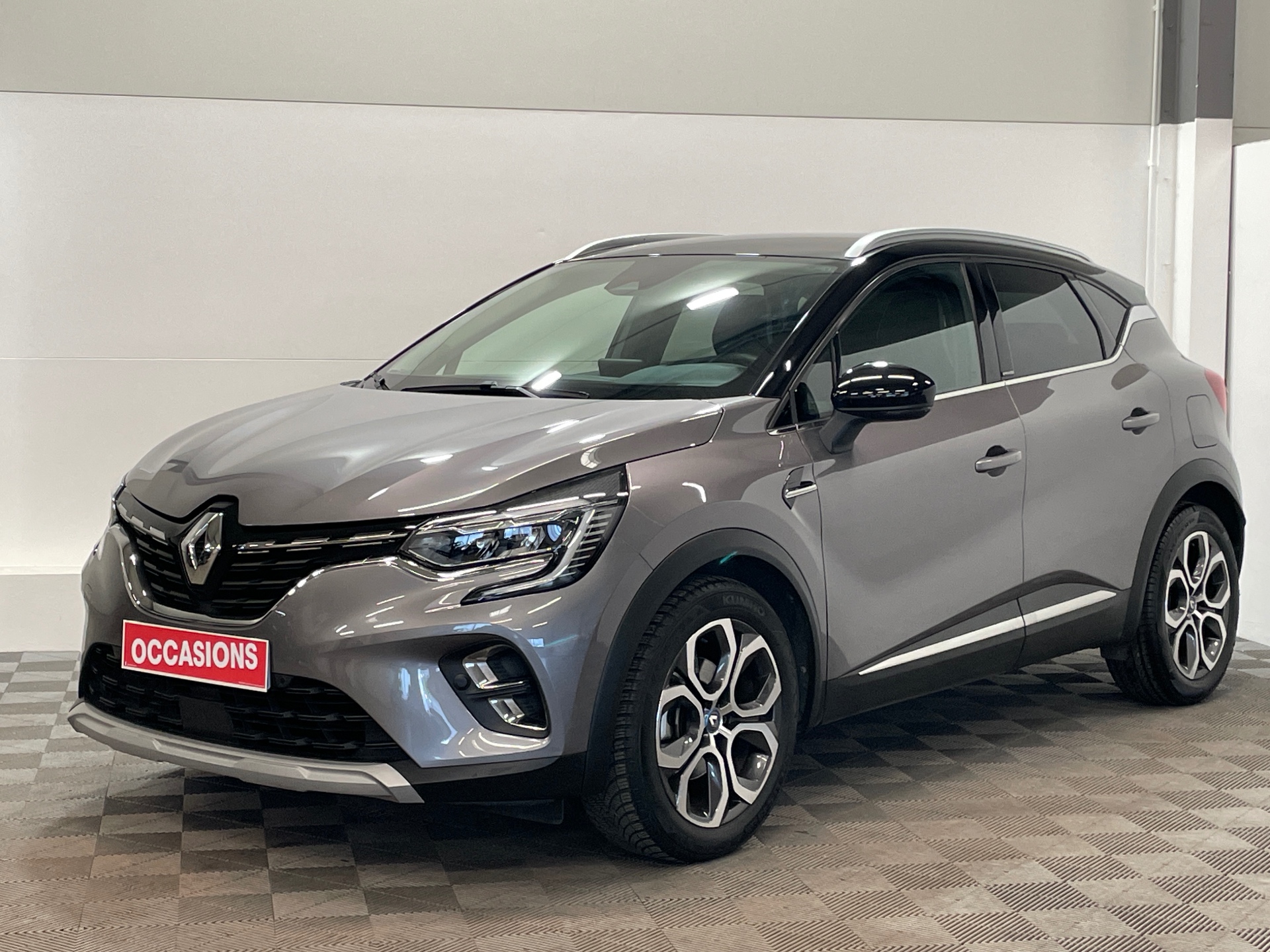 RENAULT CAPTUR E-Tech Plug-in 160 Intens d'occasion