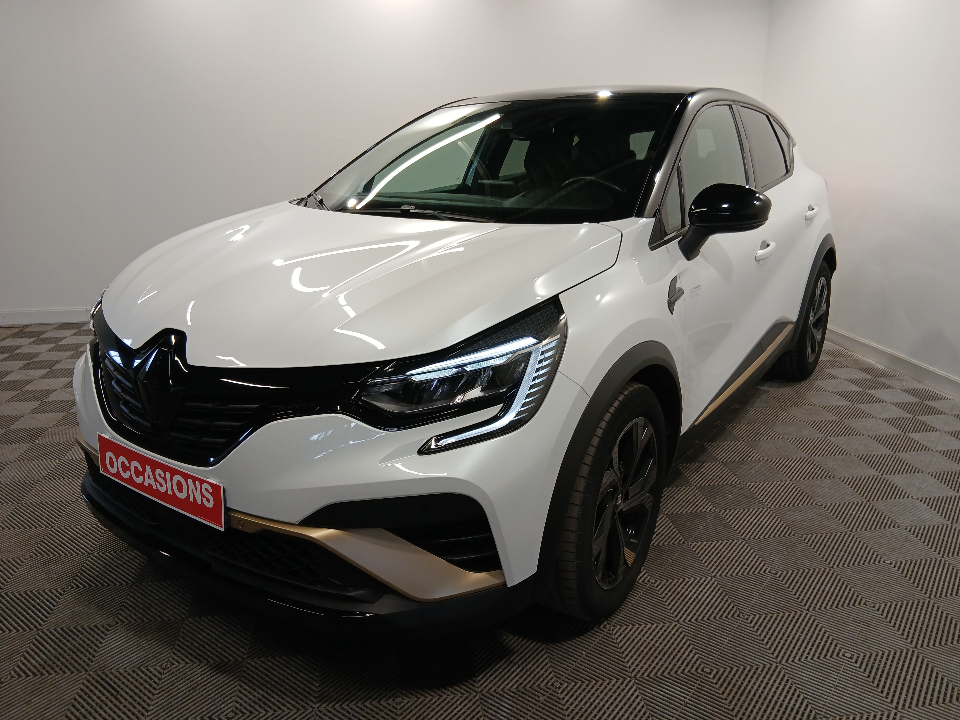 RENAULT CAPTUR E-Tech engineered full hybrid 145 d'occasion