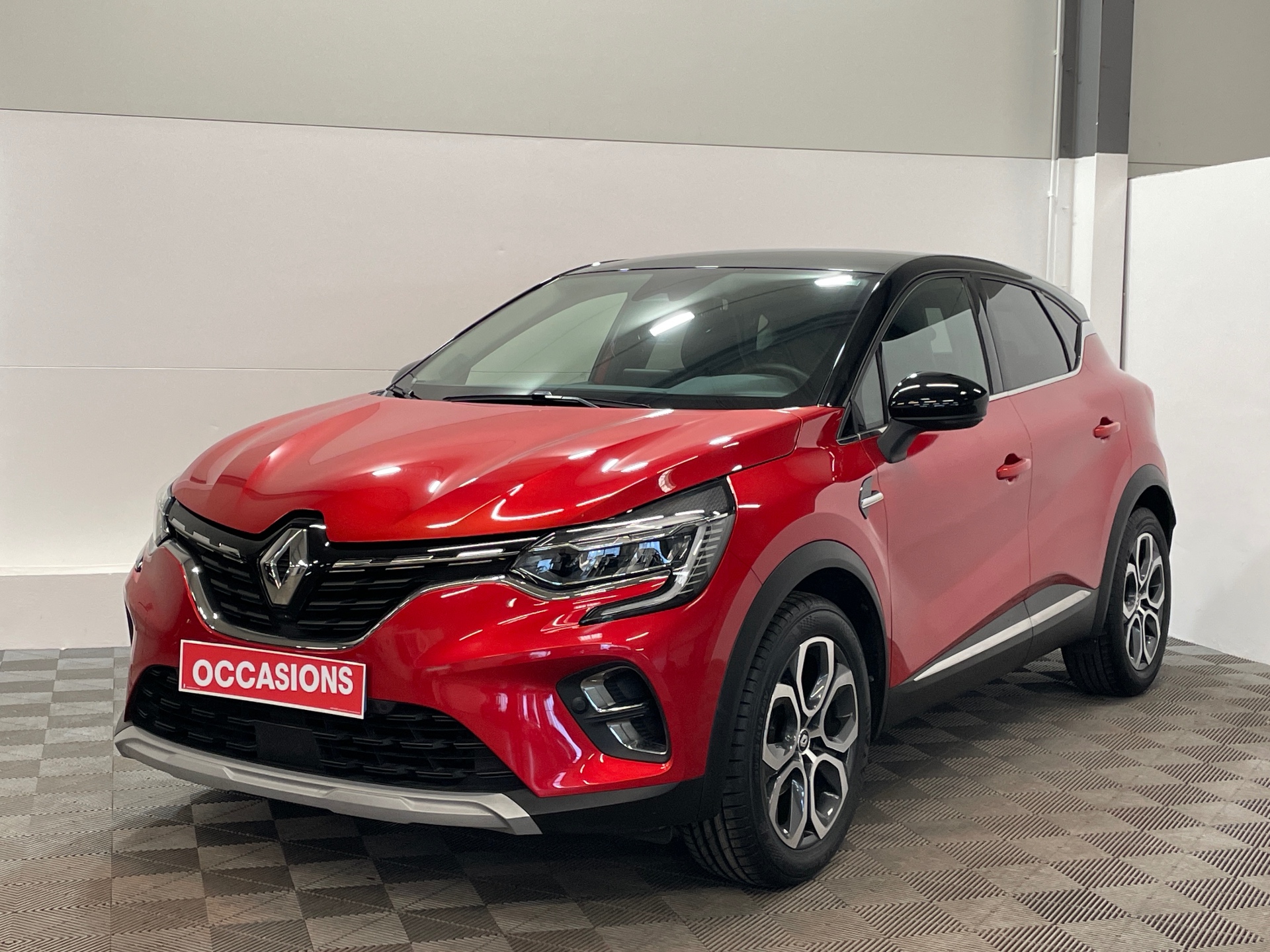 RENAULT CAPTUR techno mild hybrid 140 d'occasion