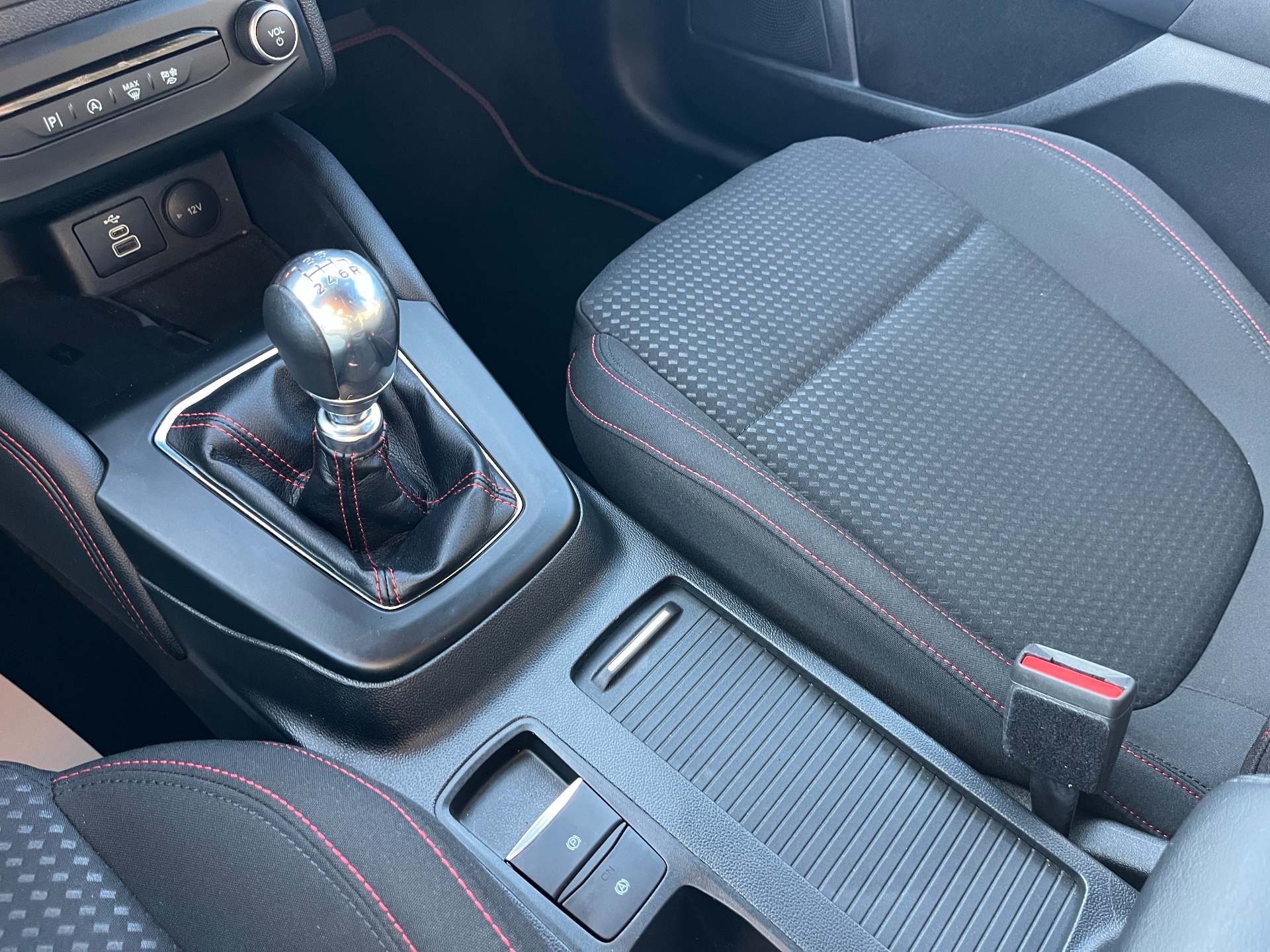 17cf7c68-f09d-4082-bc33-ad12c0139c2e