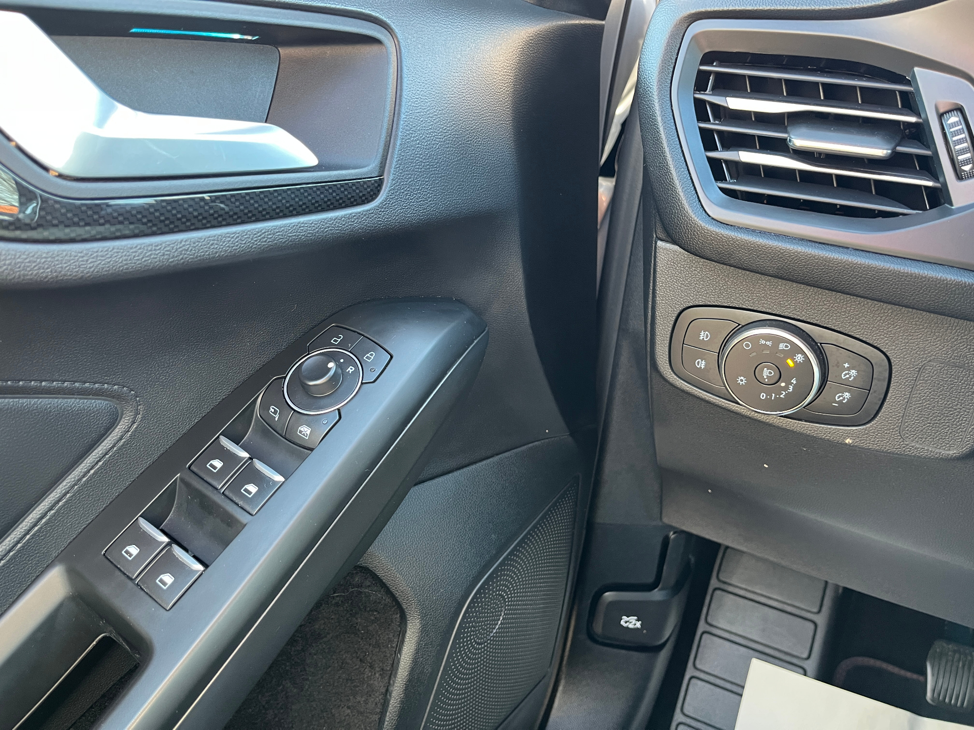 d3c69c8f-2084-4098-9c73-317f22b32322