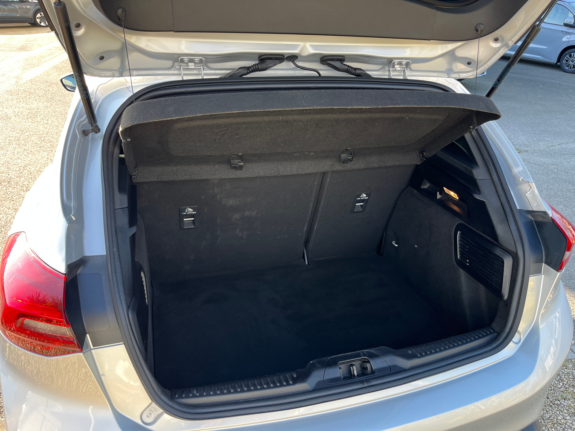 def677ce-ae18-43c2-9103-8c1b2effa6a0