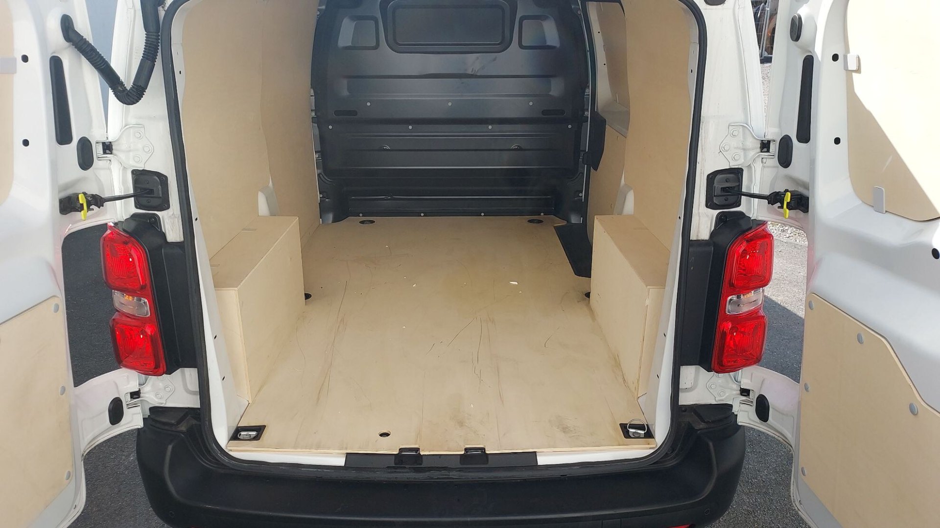 FIAT SCUDO FOURGON STANDARD 2.0 MULTIJET 145CH LOUNGE BVA, photo 7