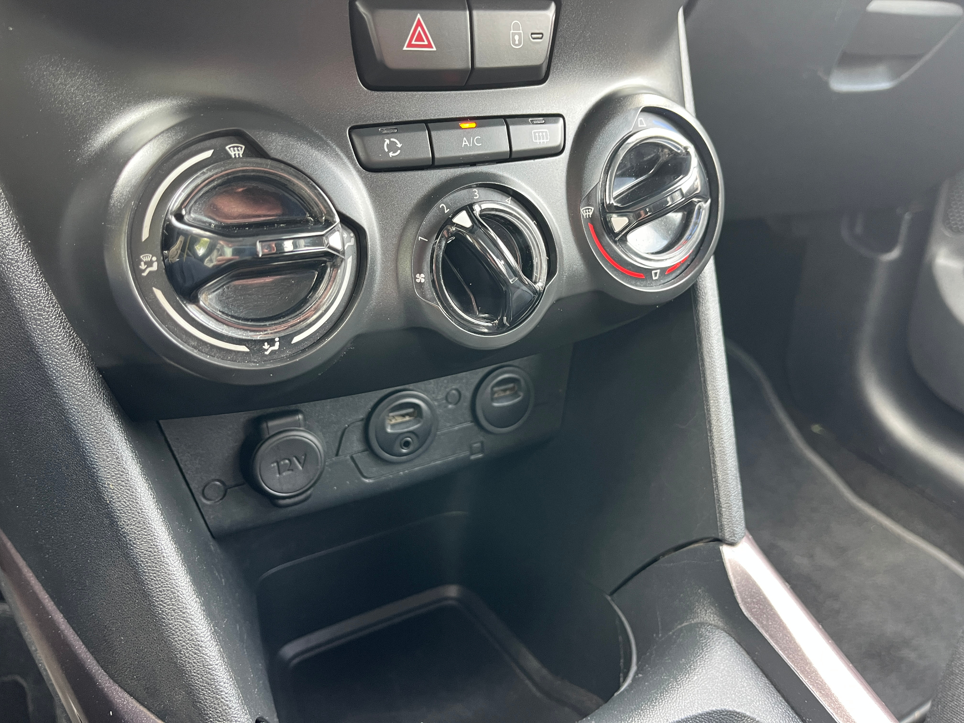 38524293-c232-426d-ae46-fac52292648c