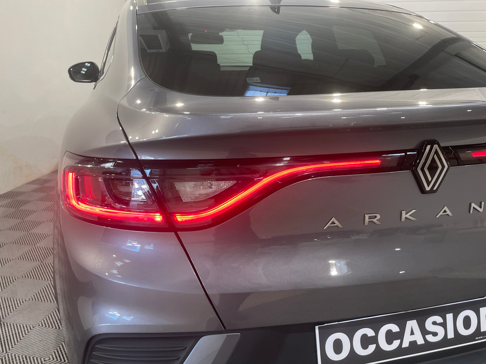 Photo 8 du véhicule RENAULT ARKANA
