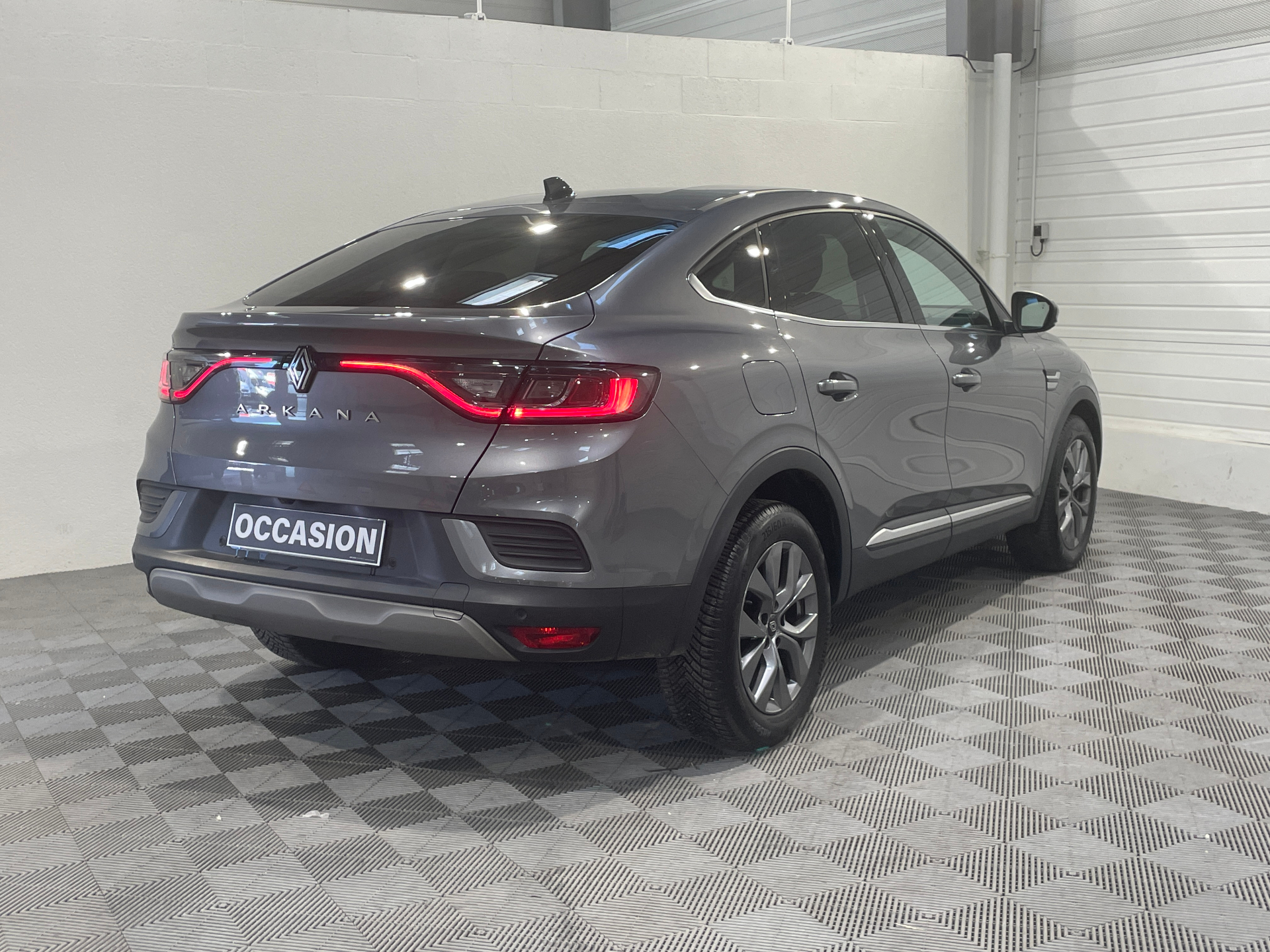 Photo 5 du véhicule RENAULT ARKANA