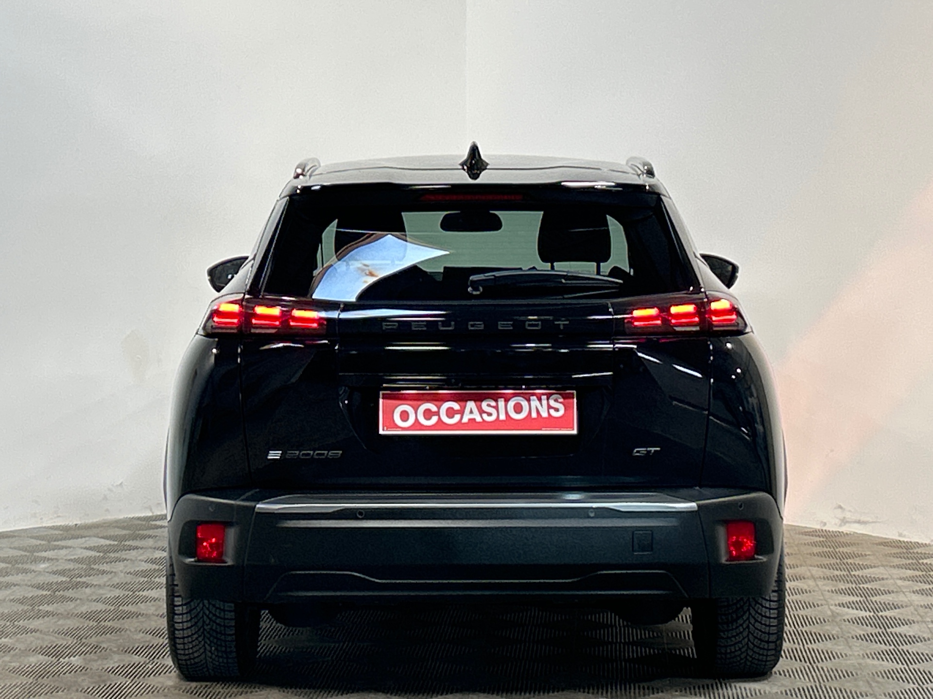 Photo 6 du véhicule PEUGEOT 2008 ELECTRIQUE