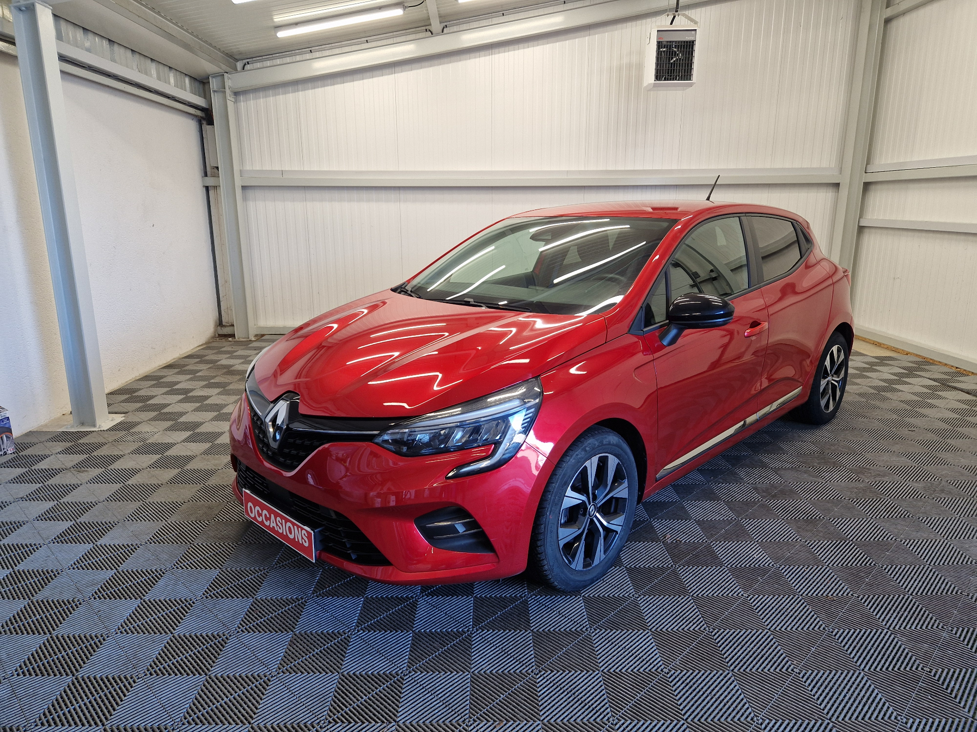 RENAULT CLIO V evolution Blue dCi 100 d'occasion