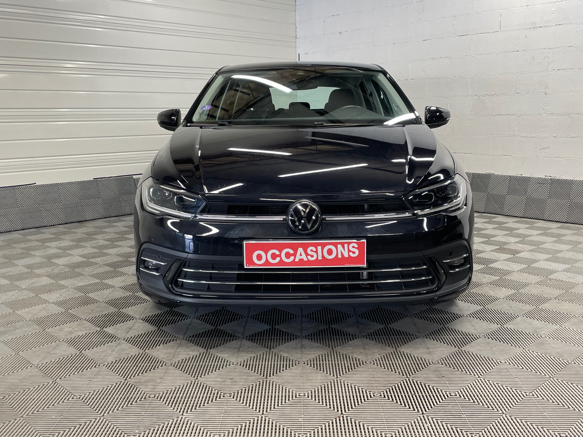 Photo 2 du véhicule VOLKSWAGEN POLO