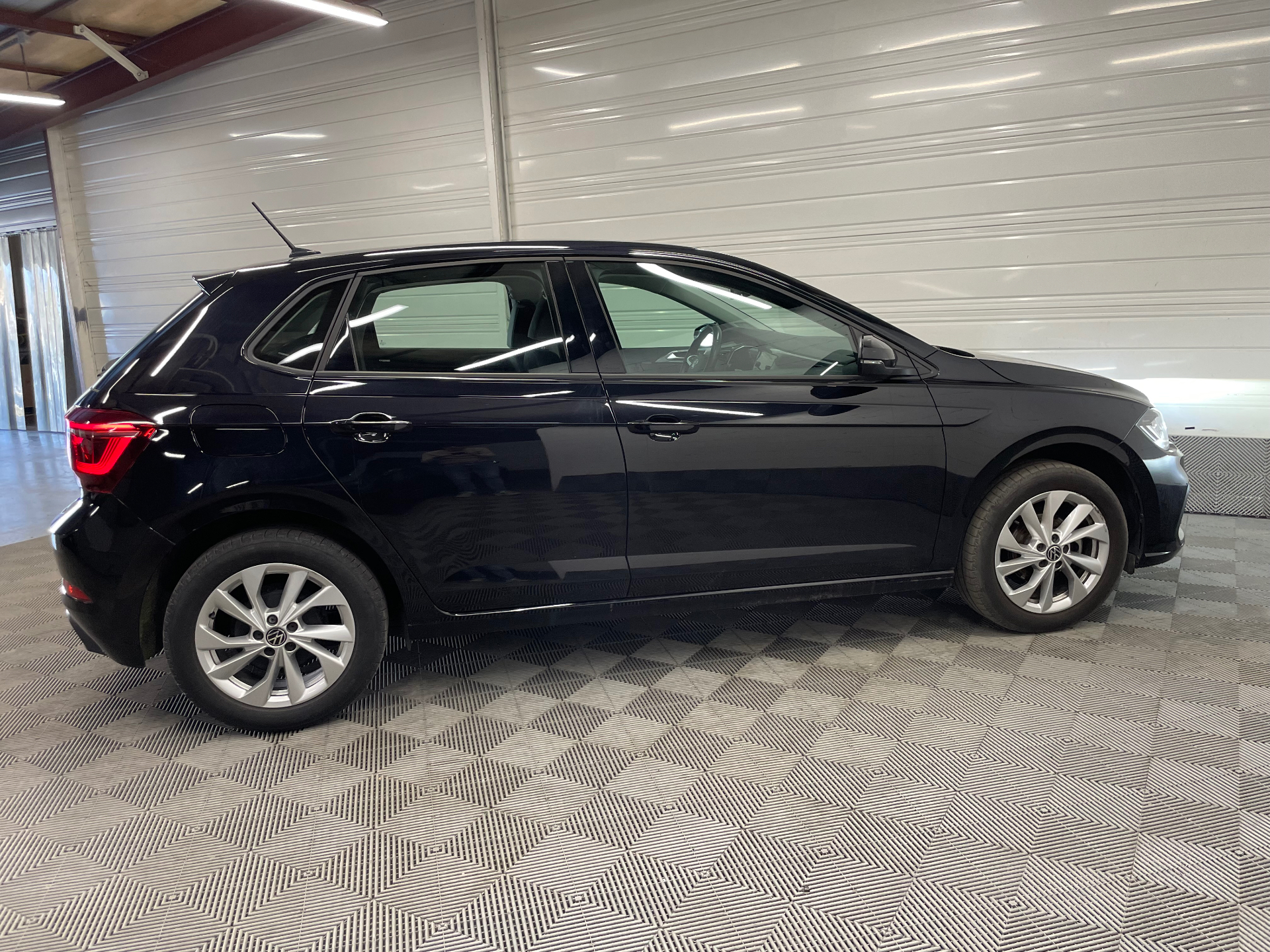 Photo 5 du véhicule VOLKSWAGEN POLO