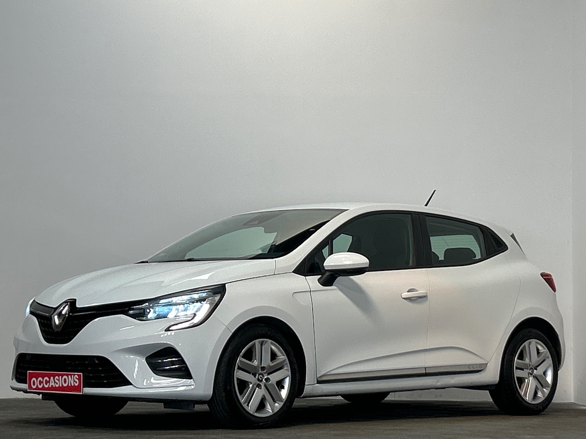RENAULT CLIO V TCe 100 Business d'occasion