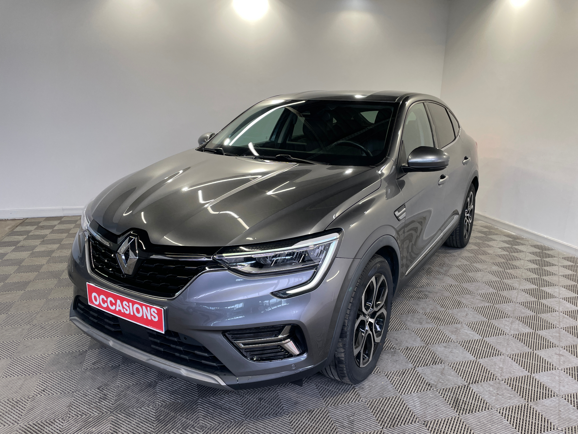 RENAULT ARKANA E-Tech hybride 145 - 22 Techno d'occasion
