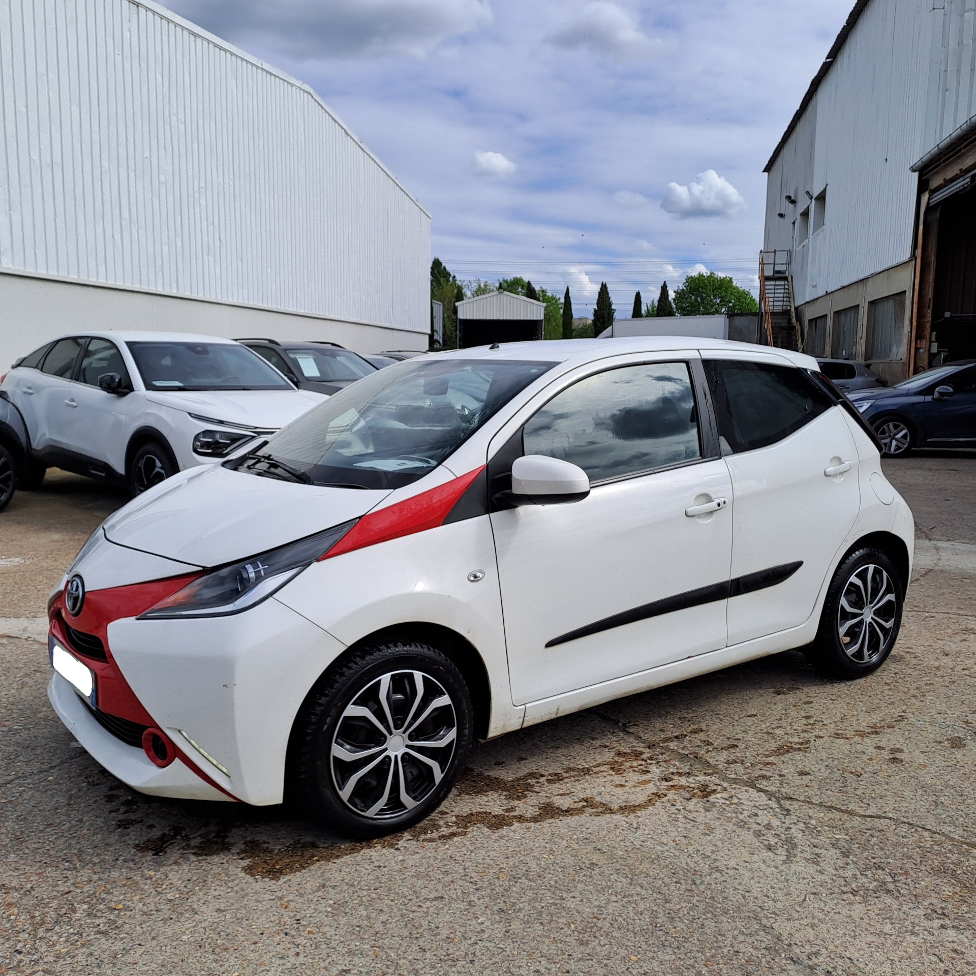 TOYOTA AYGO 1.0 VVT-i x-shift x-play d'occasion