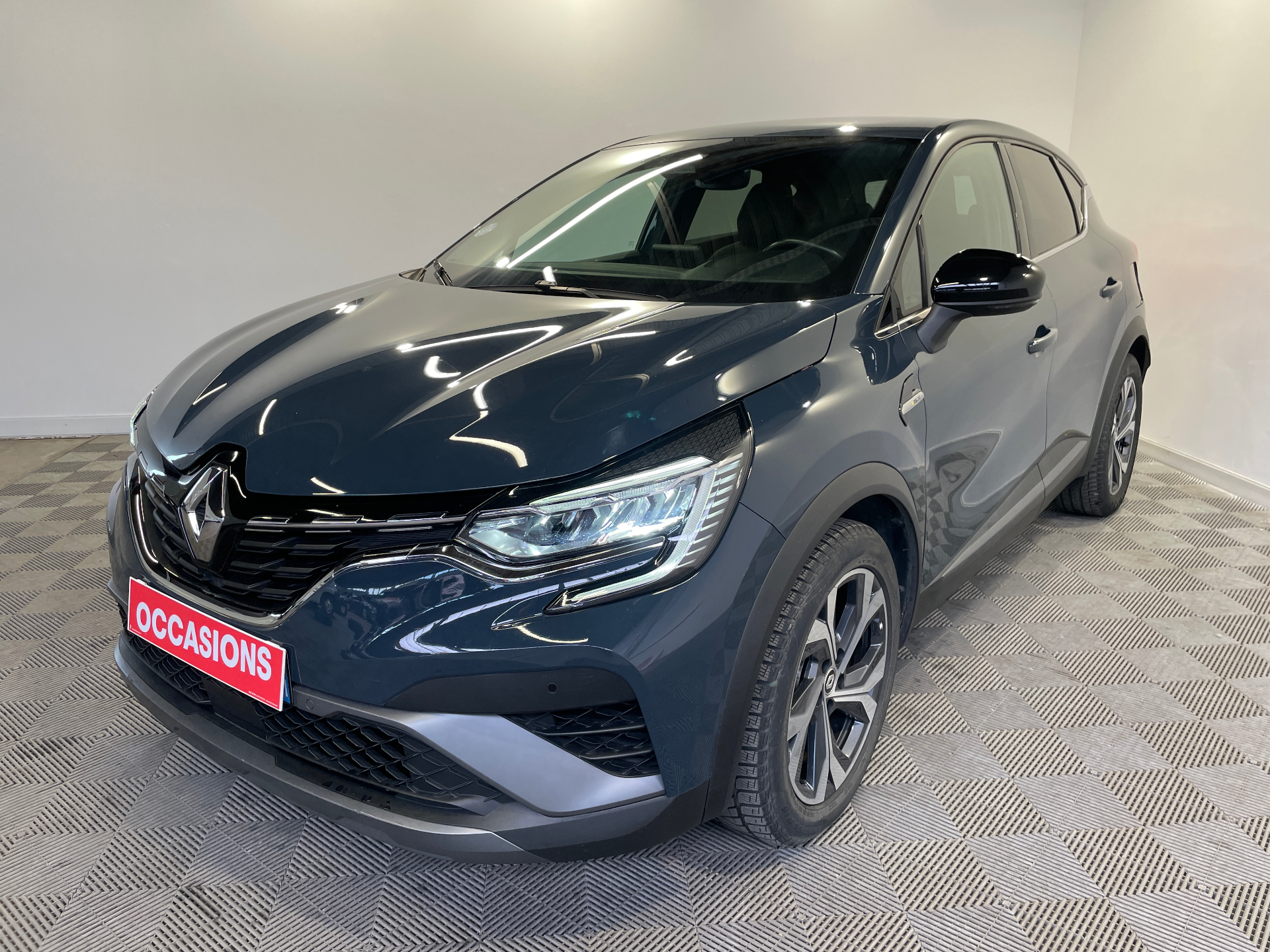 RENAULT CAPTUR E-Tech Plug-in 160 - 21 R.S. Line d'occasion