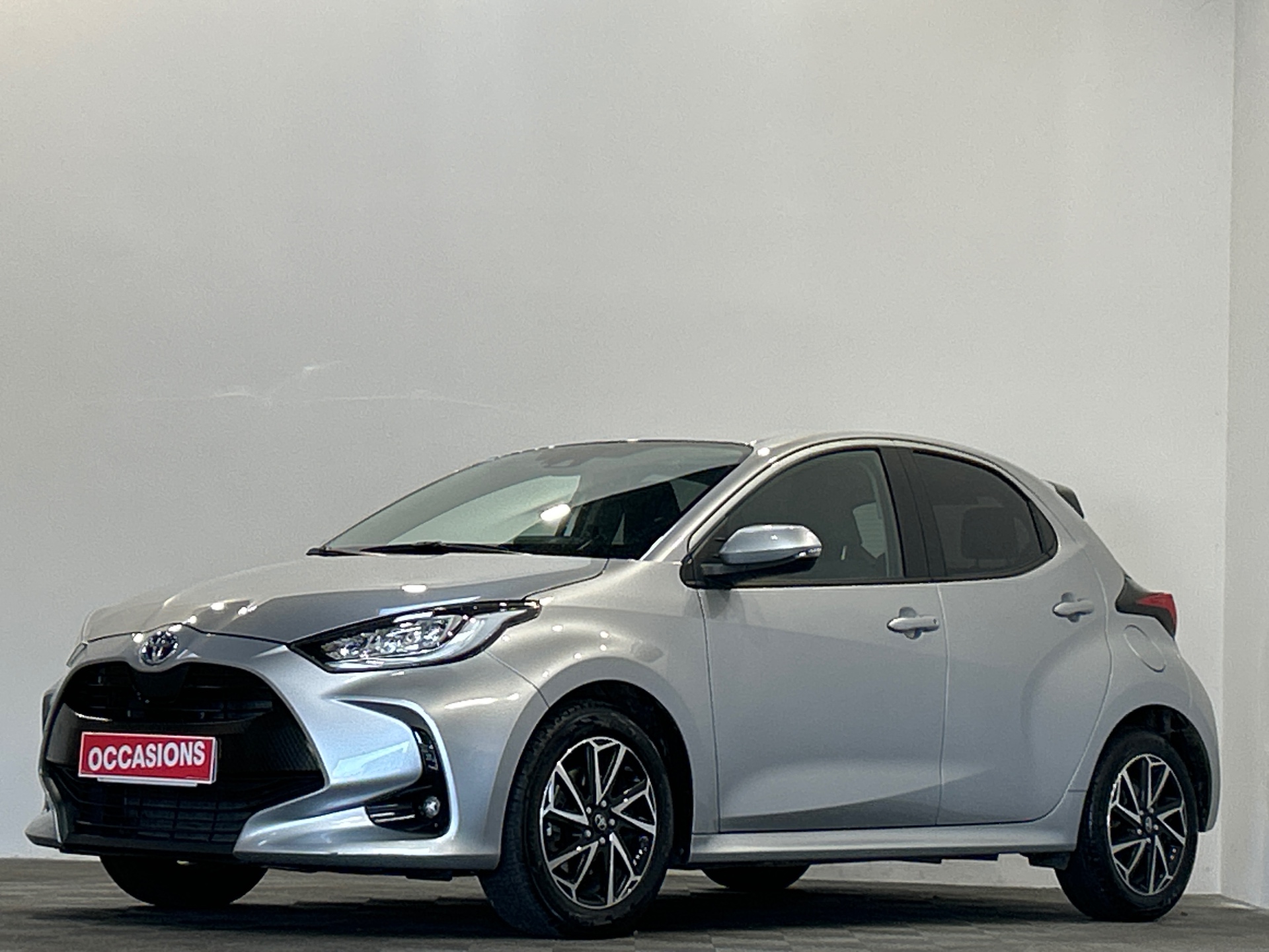 TOYOTA YARIS HYBRIDE MY22 116H DESIGN d'occasion