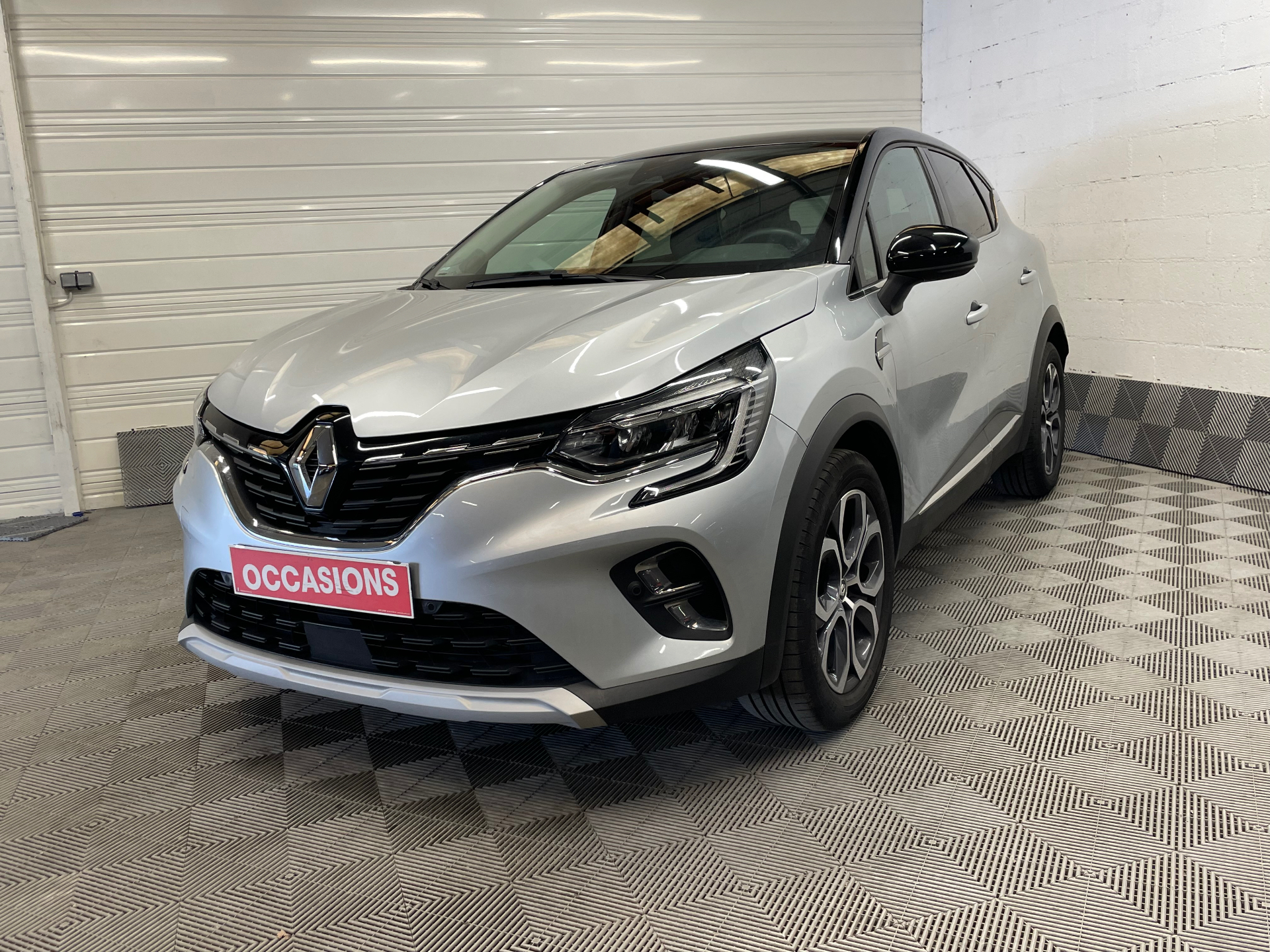 RENAULT CAPTUR techno mild hybrid 140 d'occasion